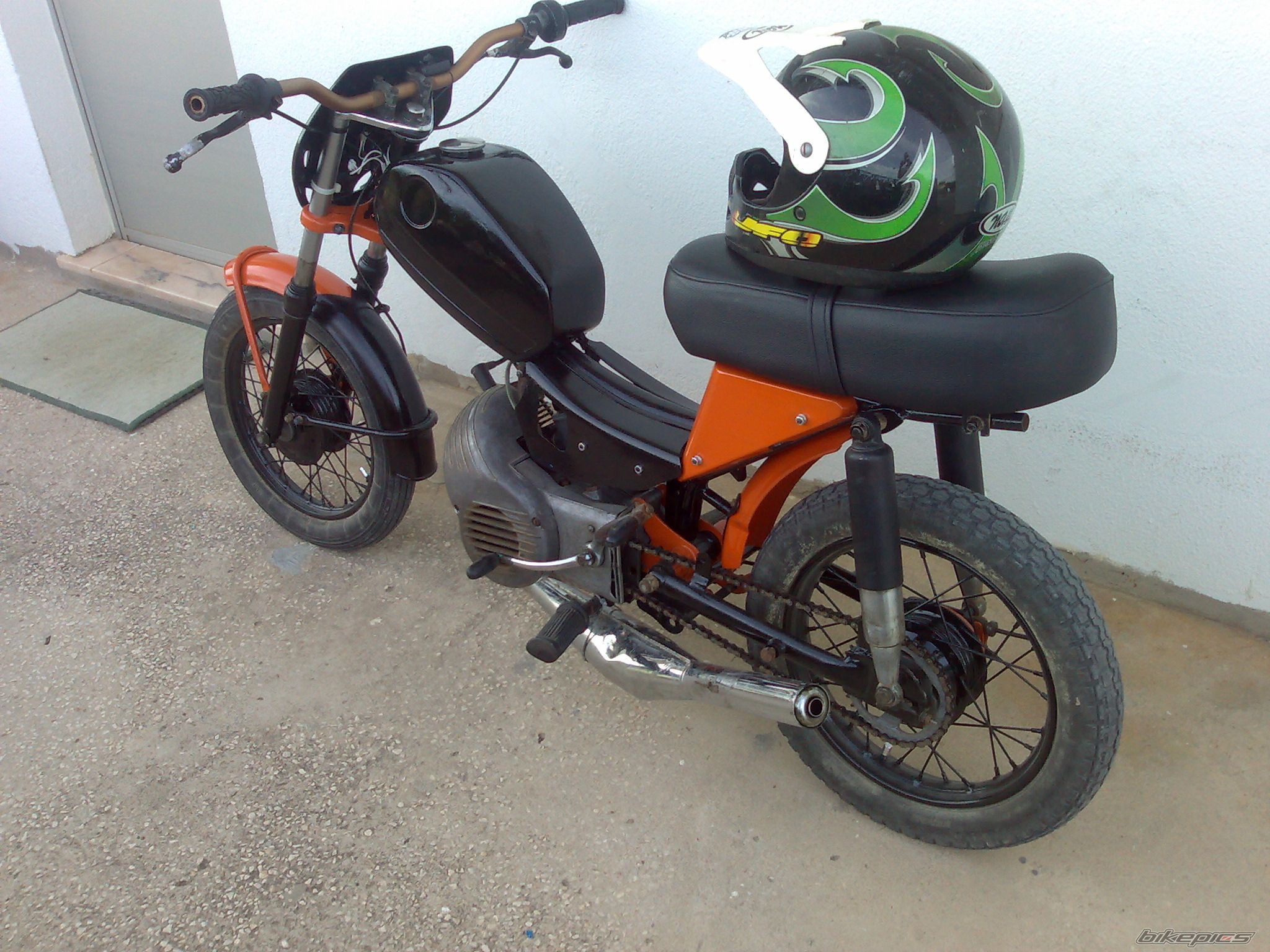 Photo 1837968