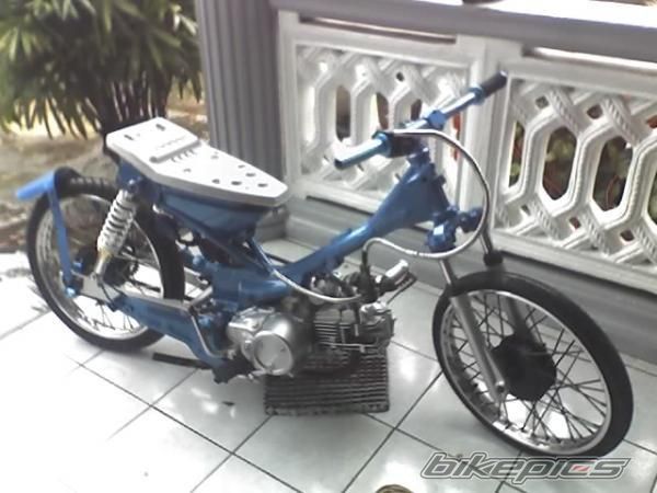 Kawasaki Aura C-proj. bby-dark