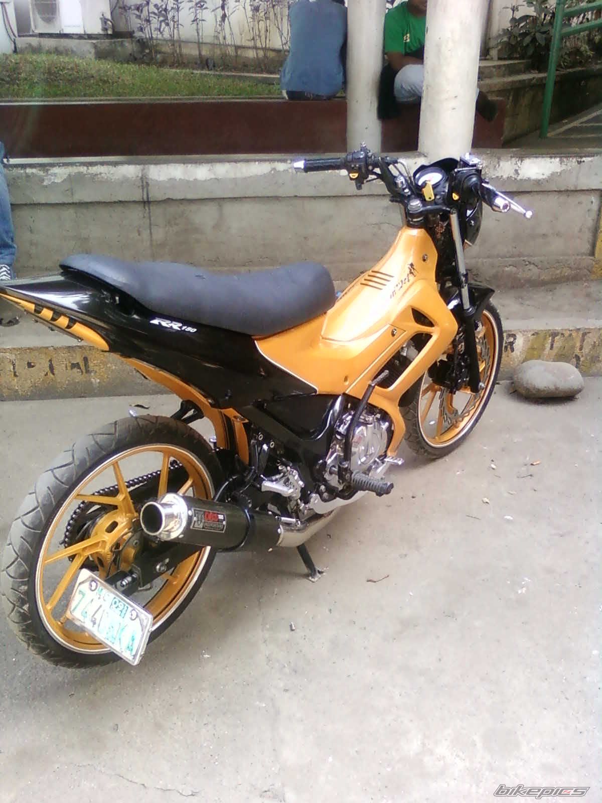Photo 1838642