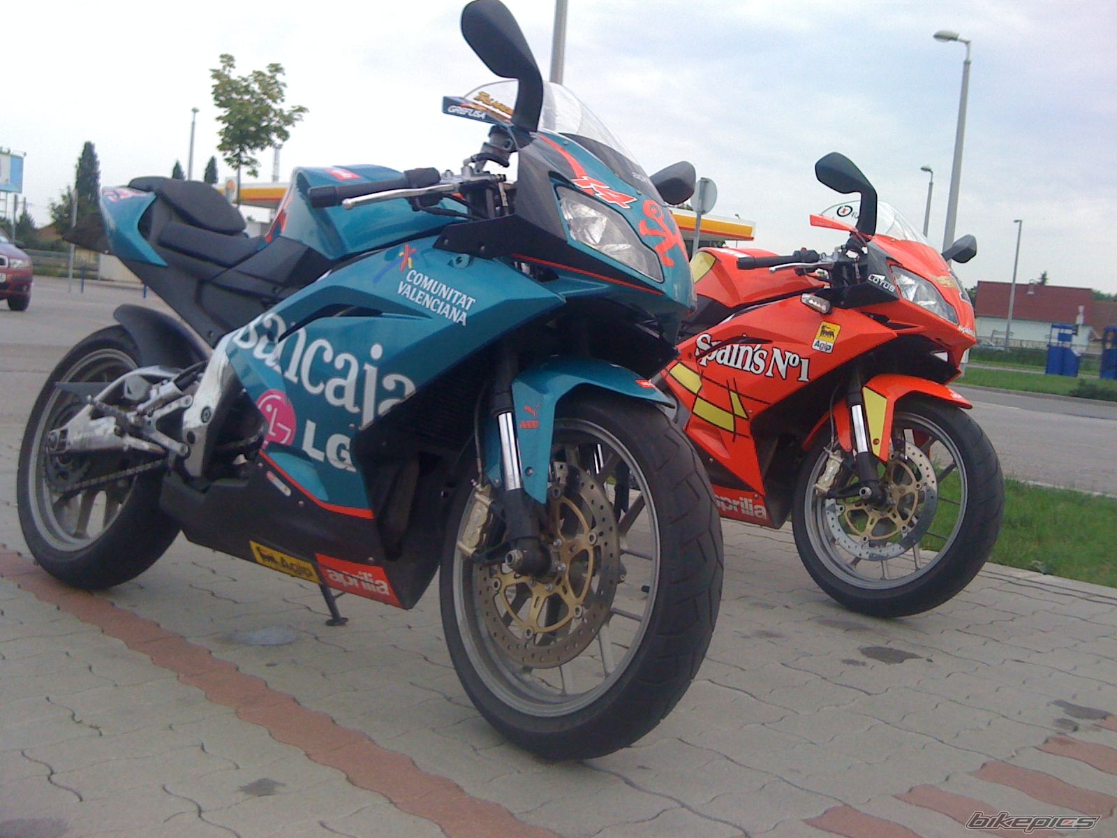 Photo 1839096