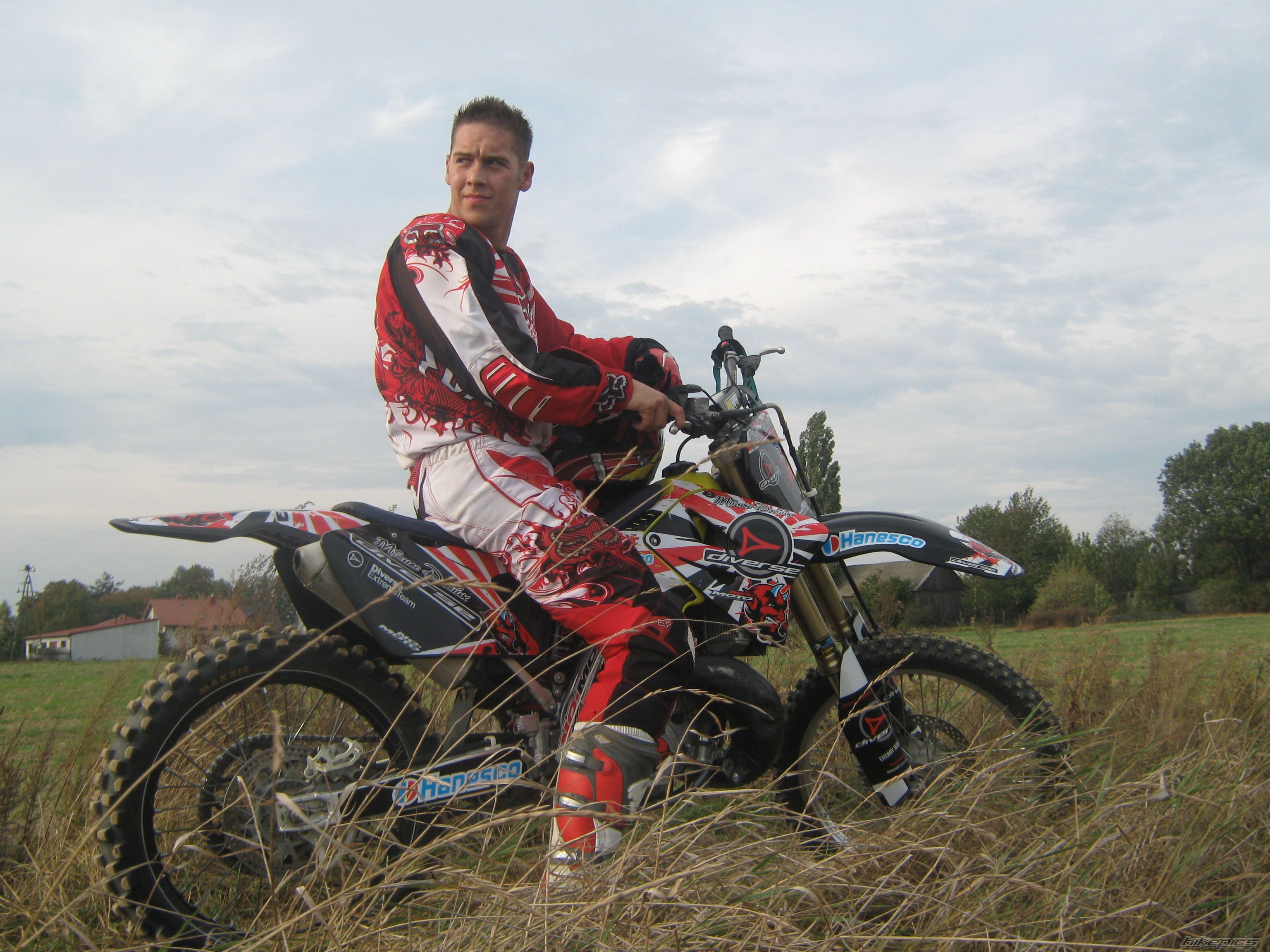 Photo 1839198