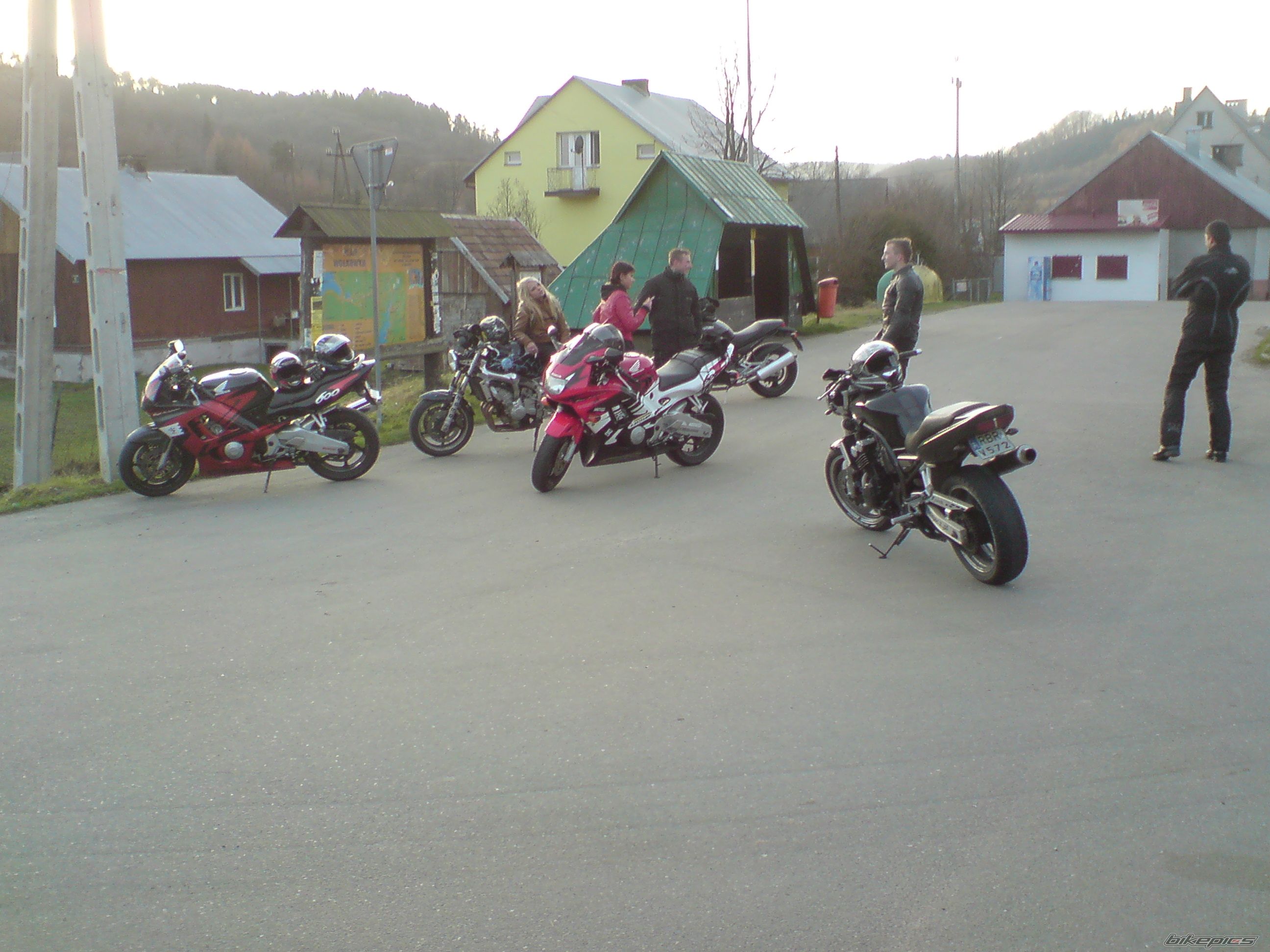 Photo 1839210