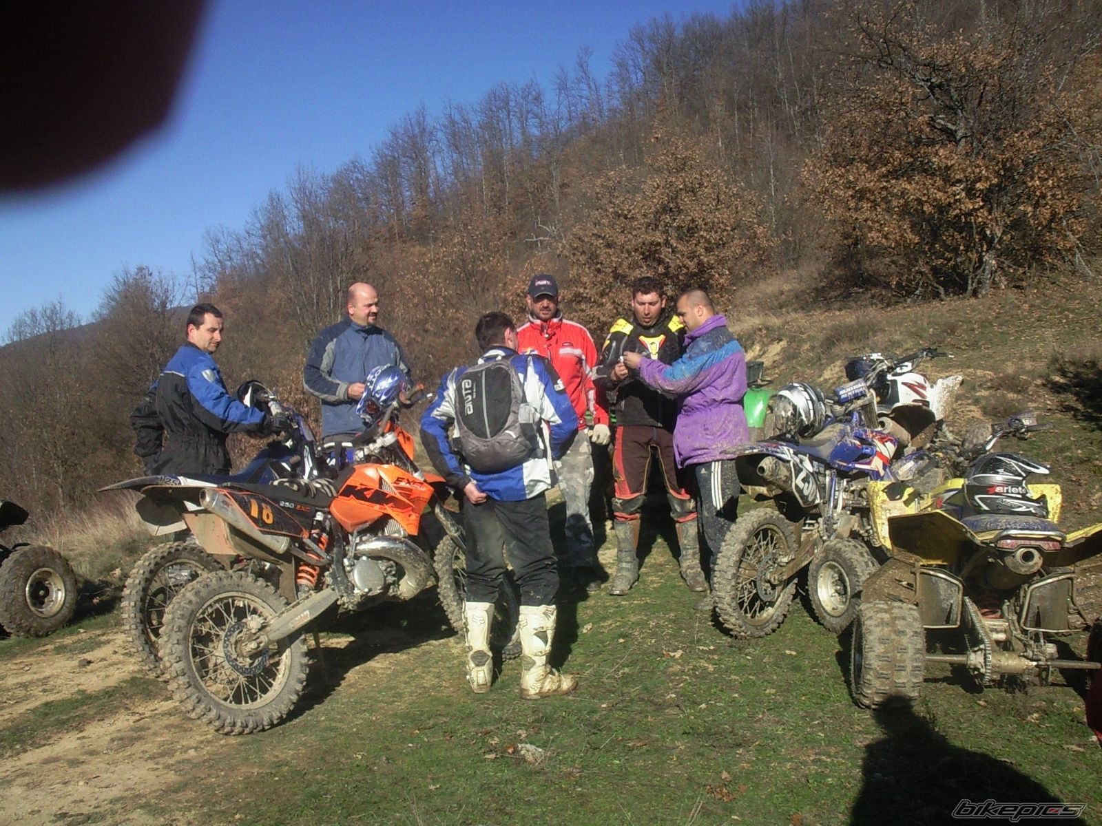Photo 1839692