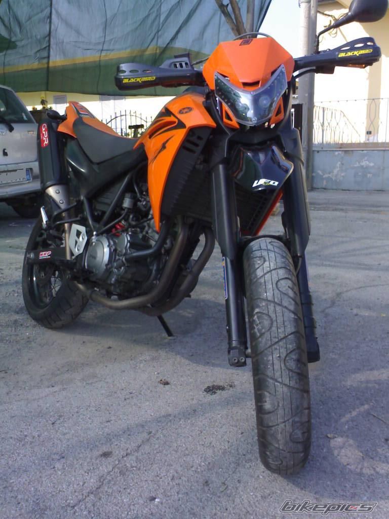 Photo 1839810