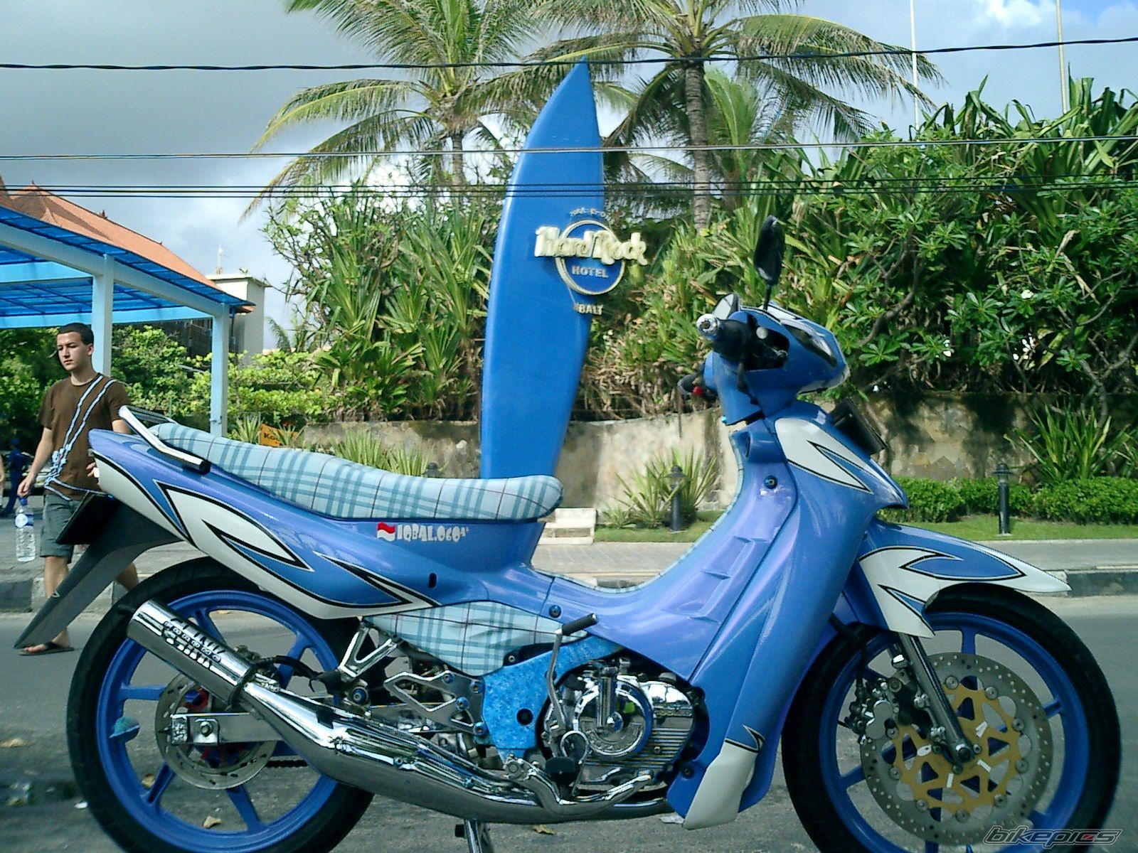 Bike Photo 1839877
