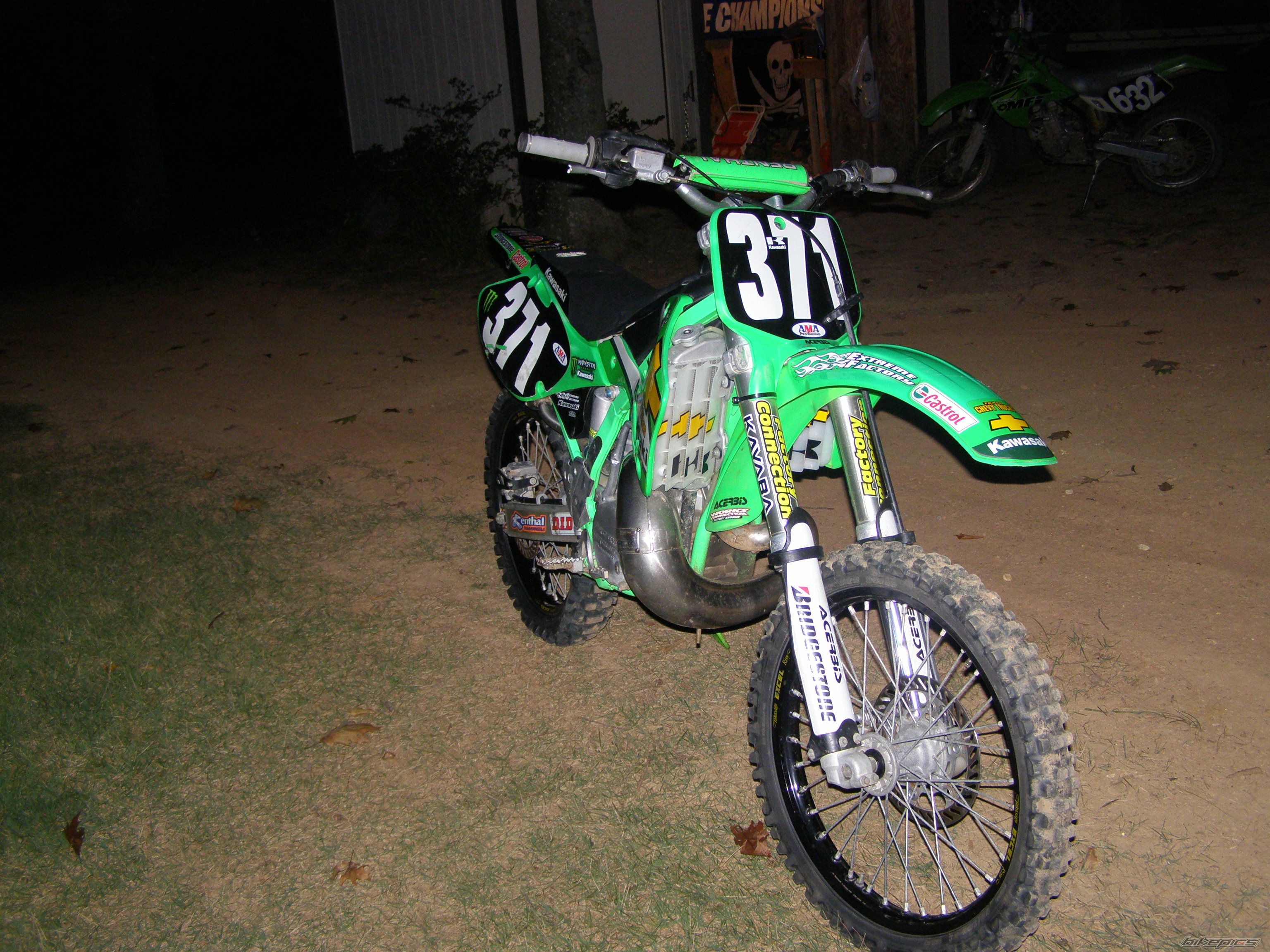Photo 1840012