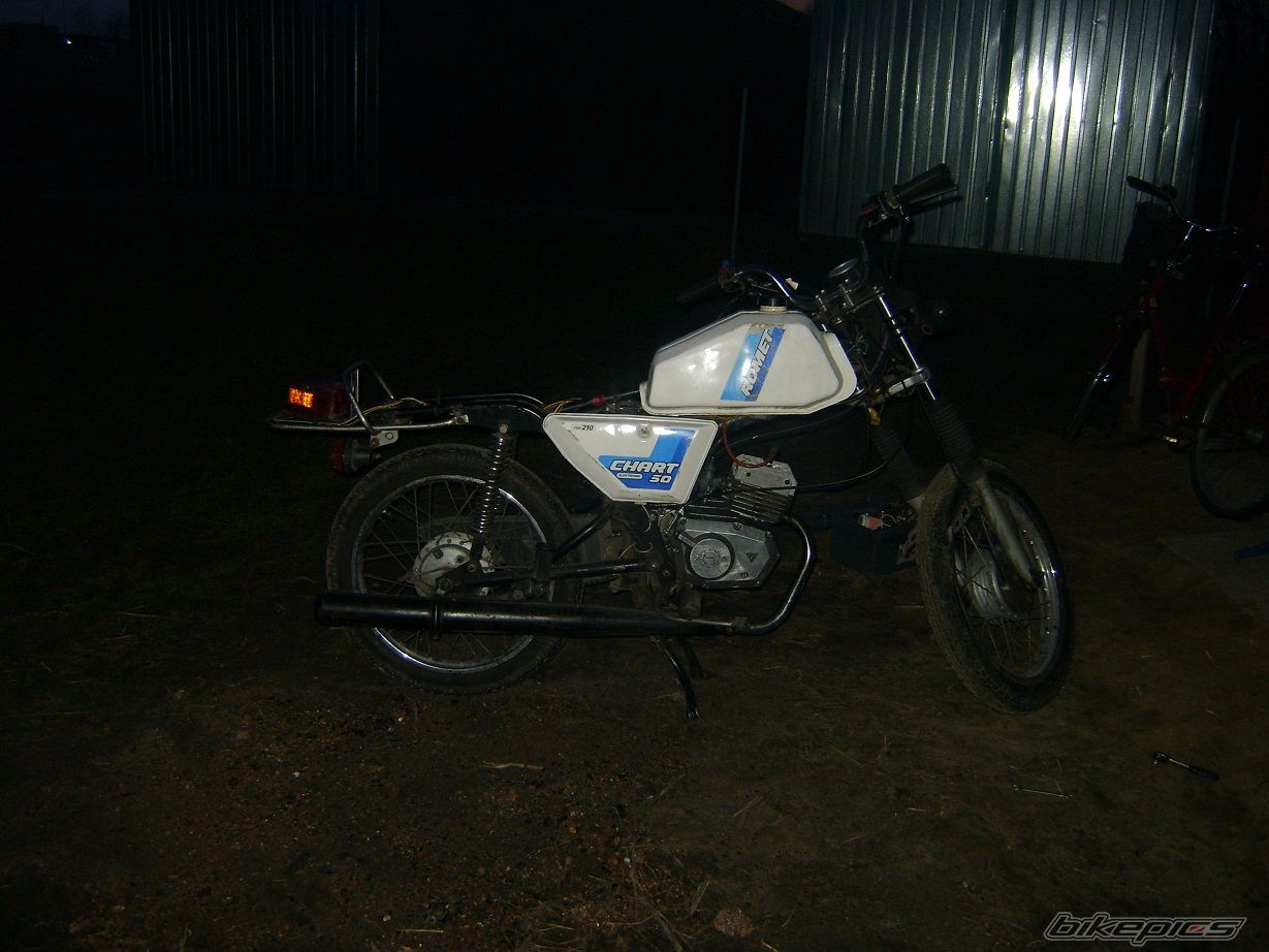 Photo 1840111