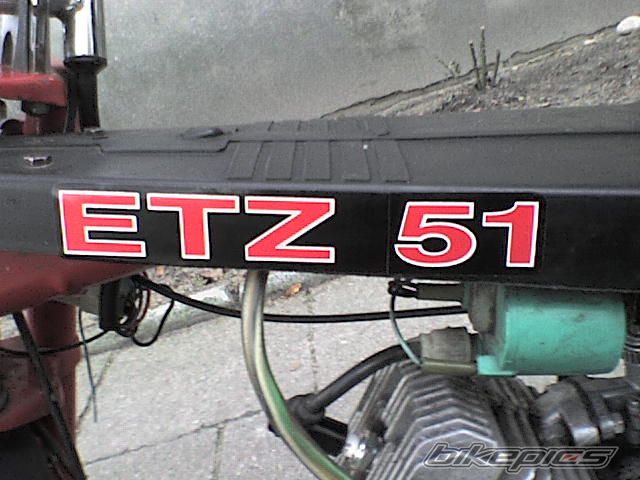 Photo 1840137