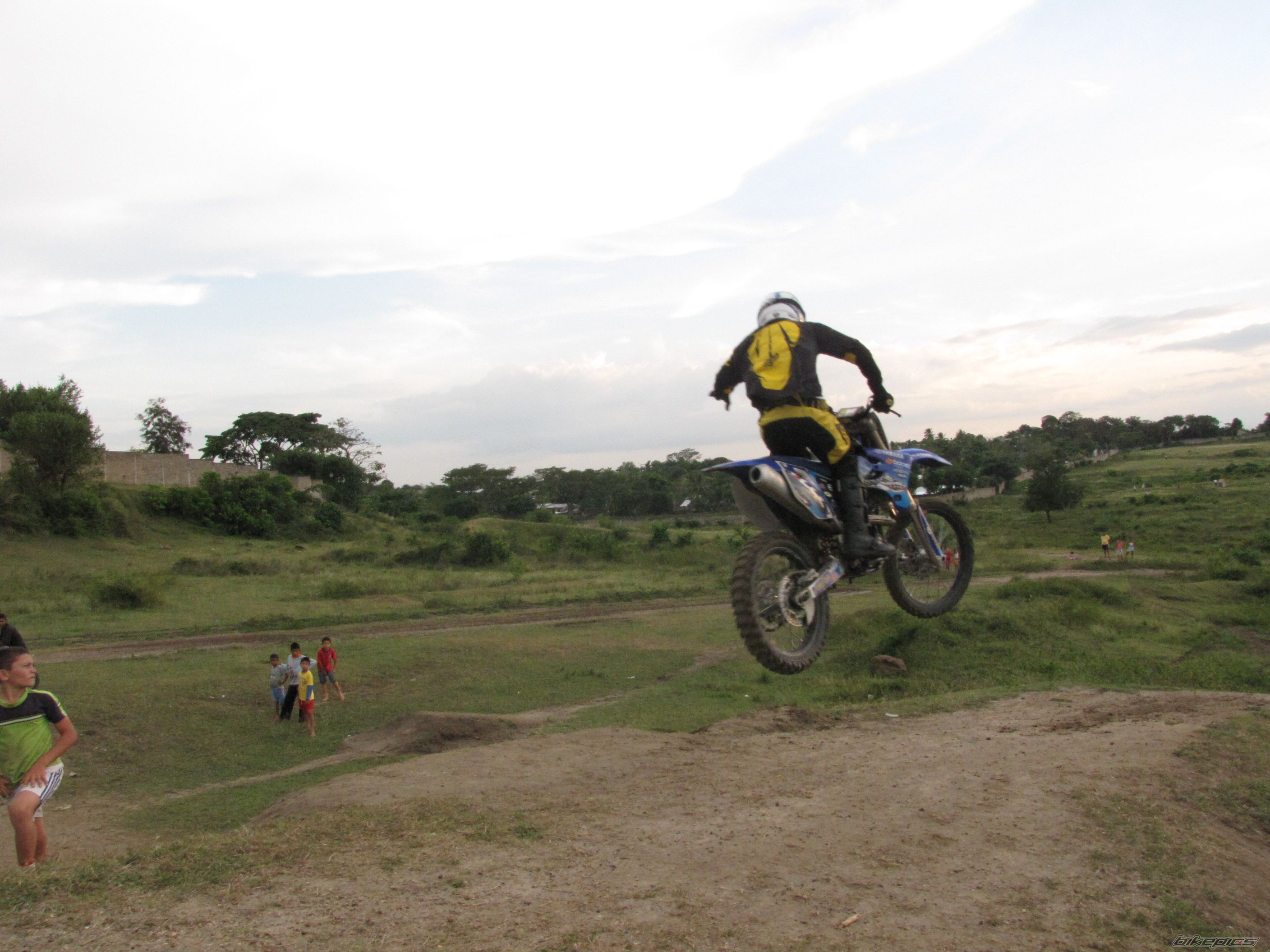 Bike Photo 1840215