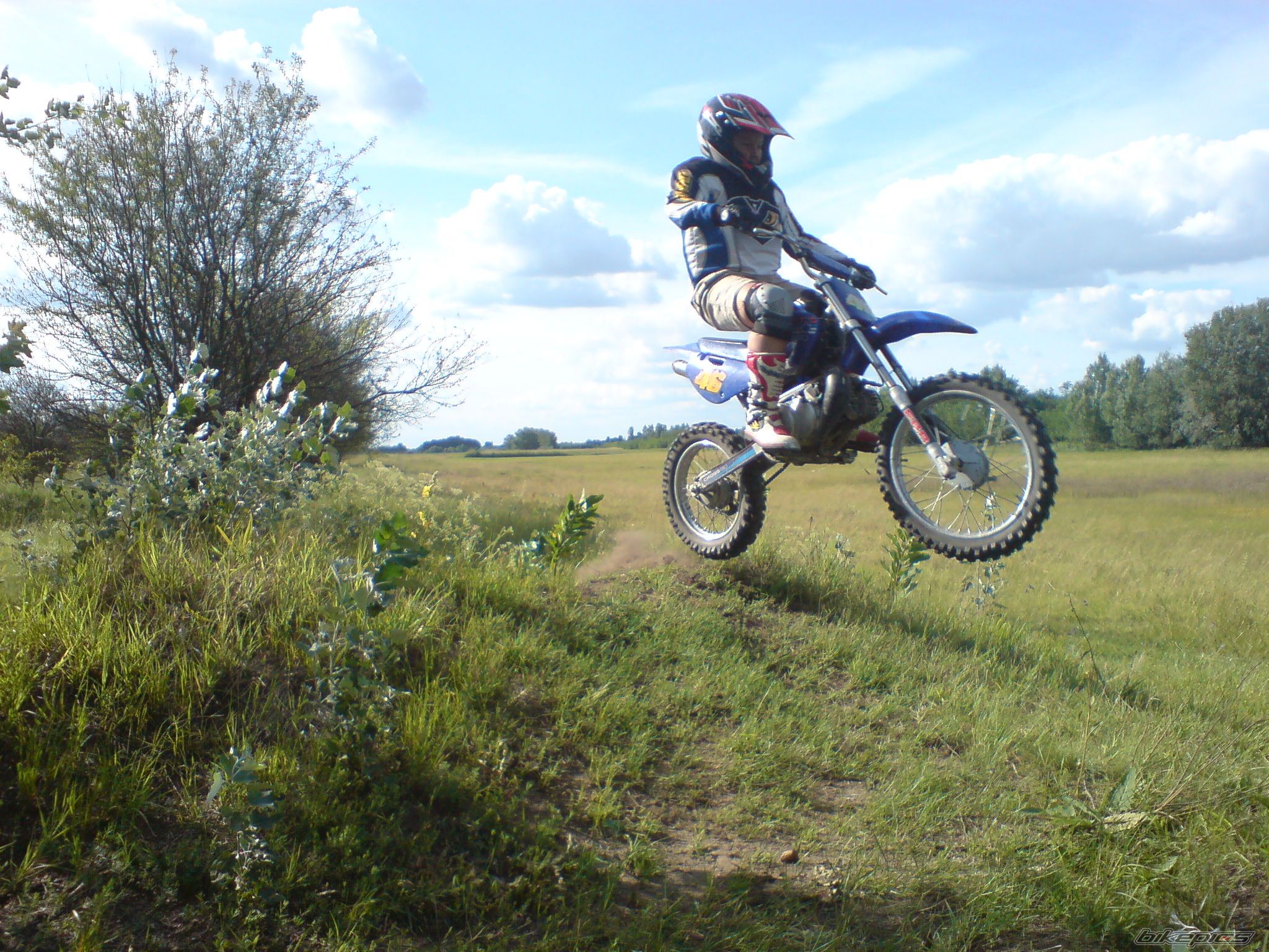 Photo 1840301