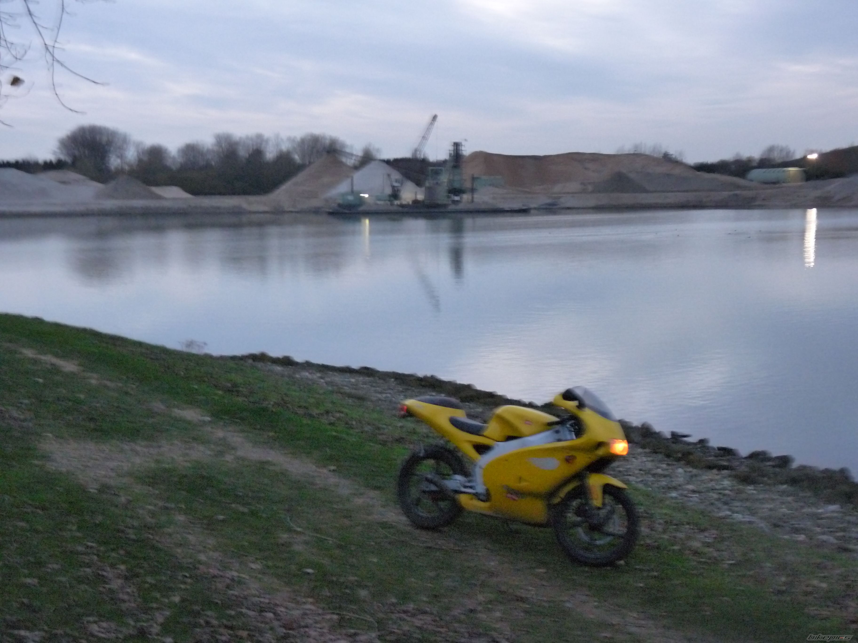 Photo 1840330
