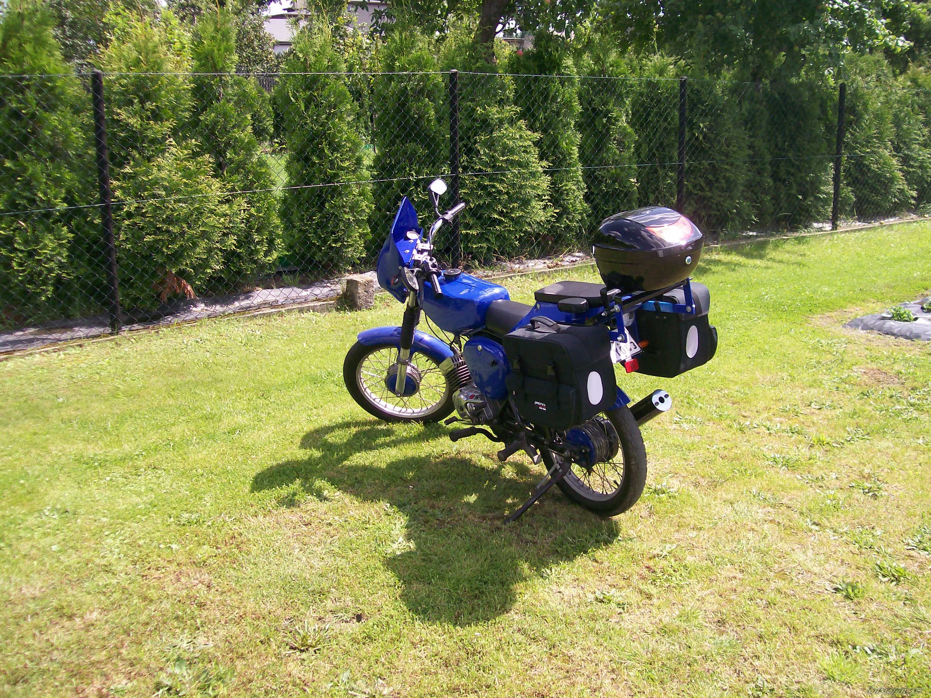 Photo 1840401