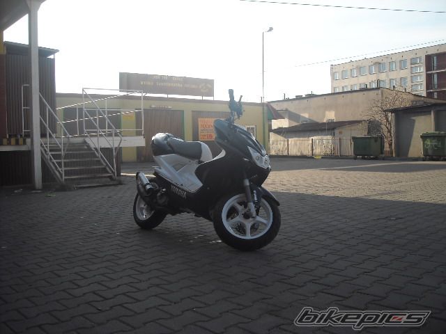 Photo 1841711