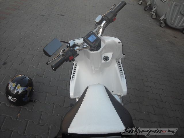 Photo 1841728
