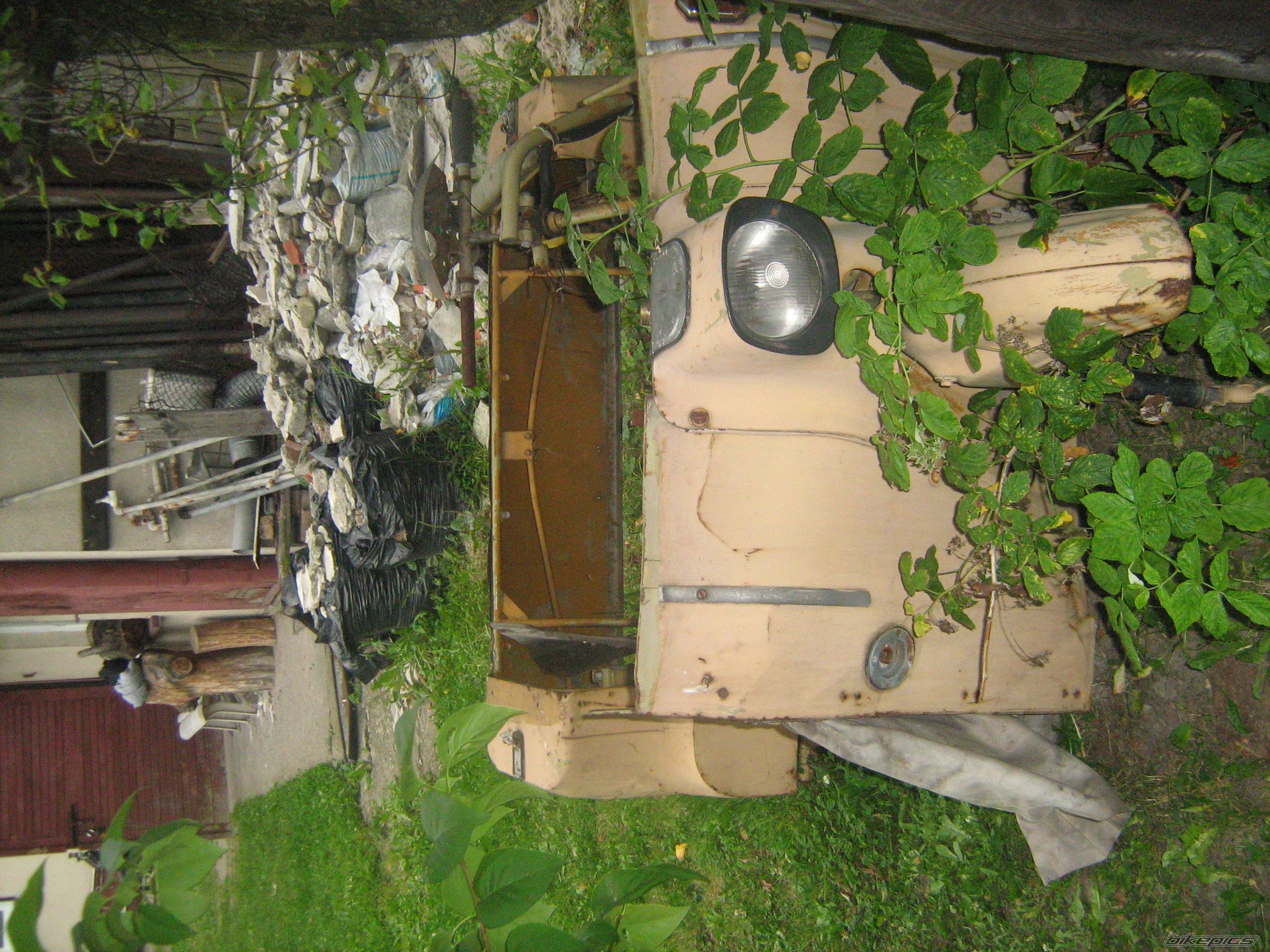 Photo 1841755