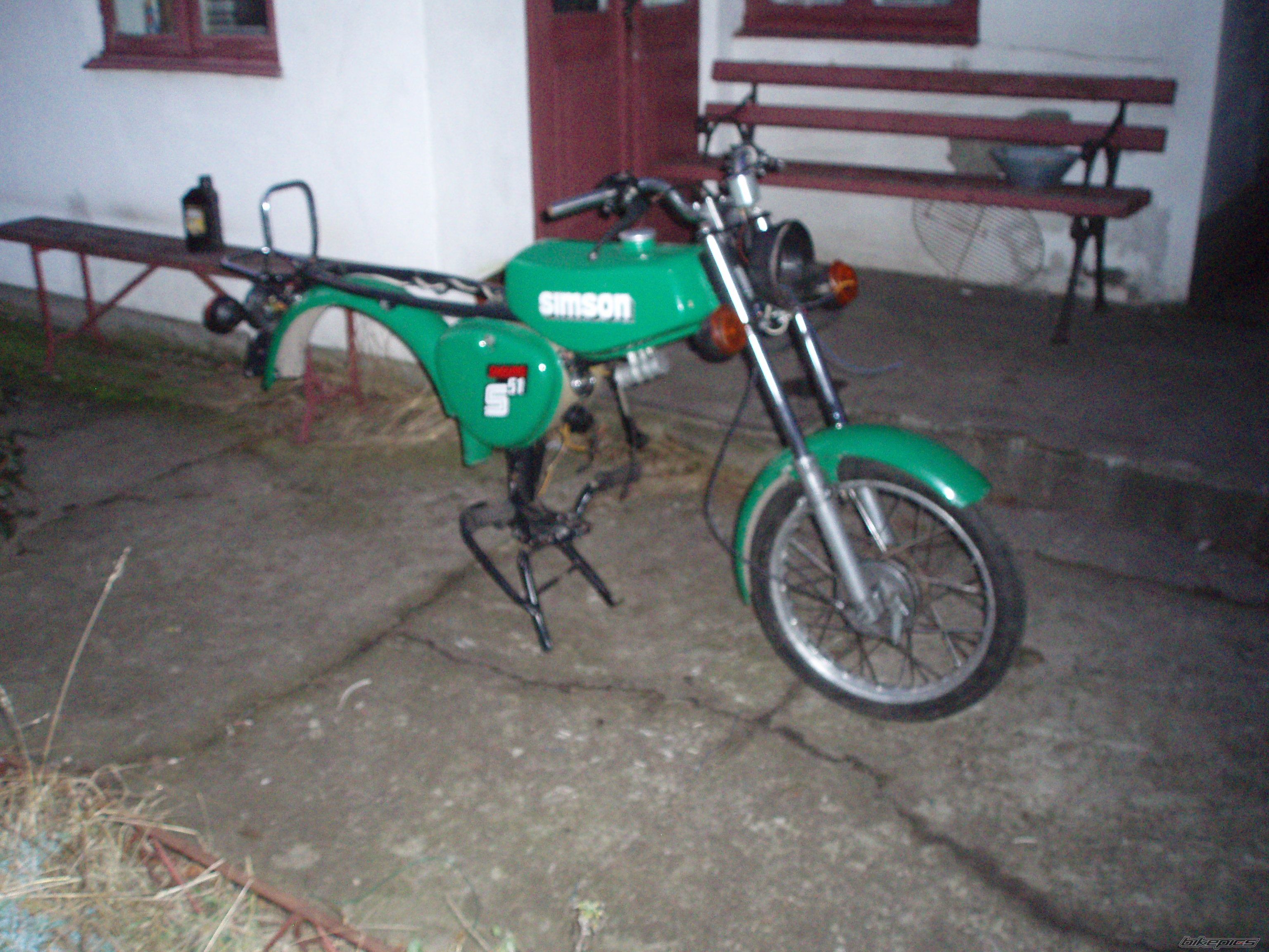 Photo 1841872