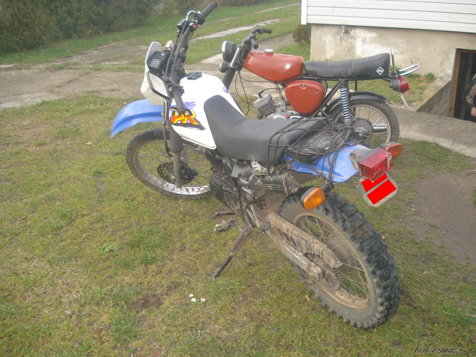 Photo 1842070