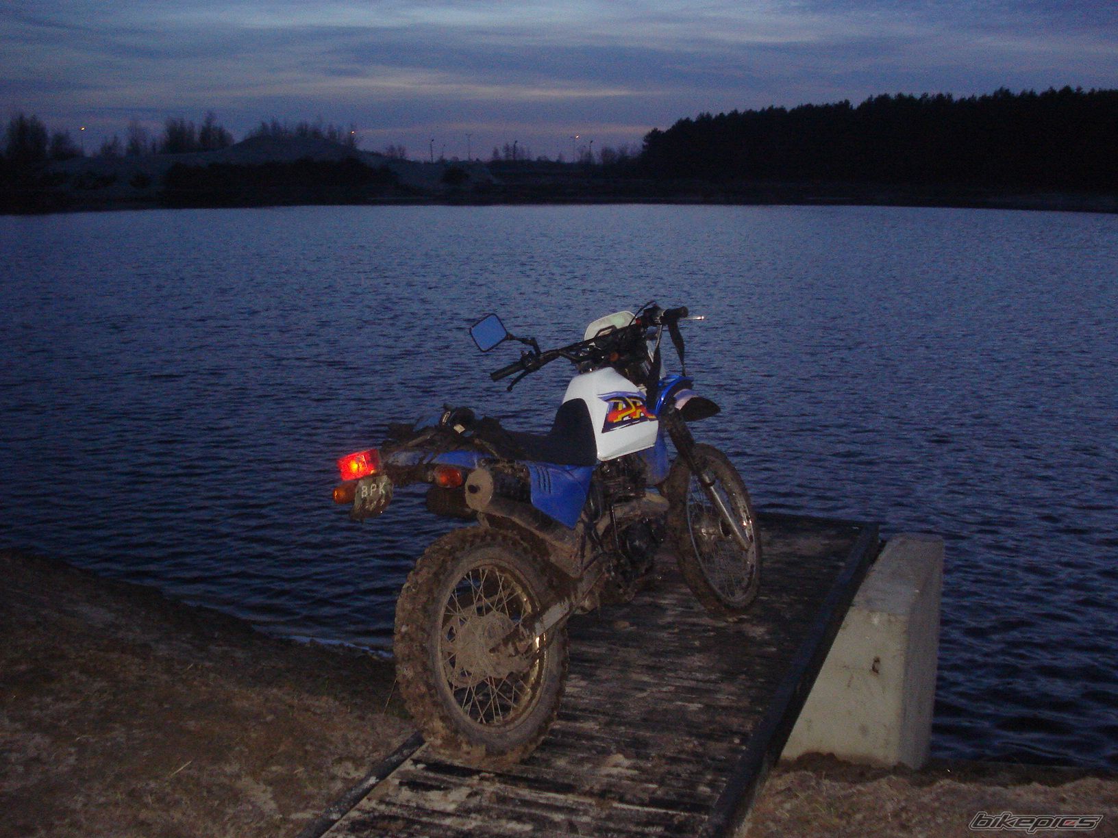 Photo 1842096