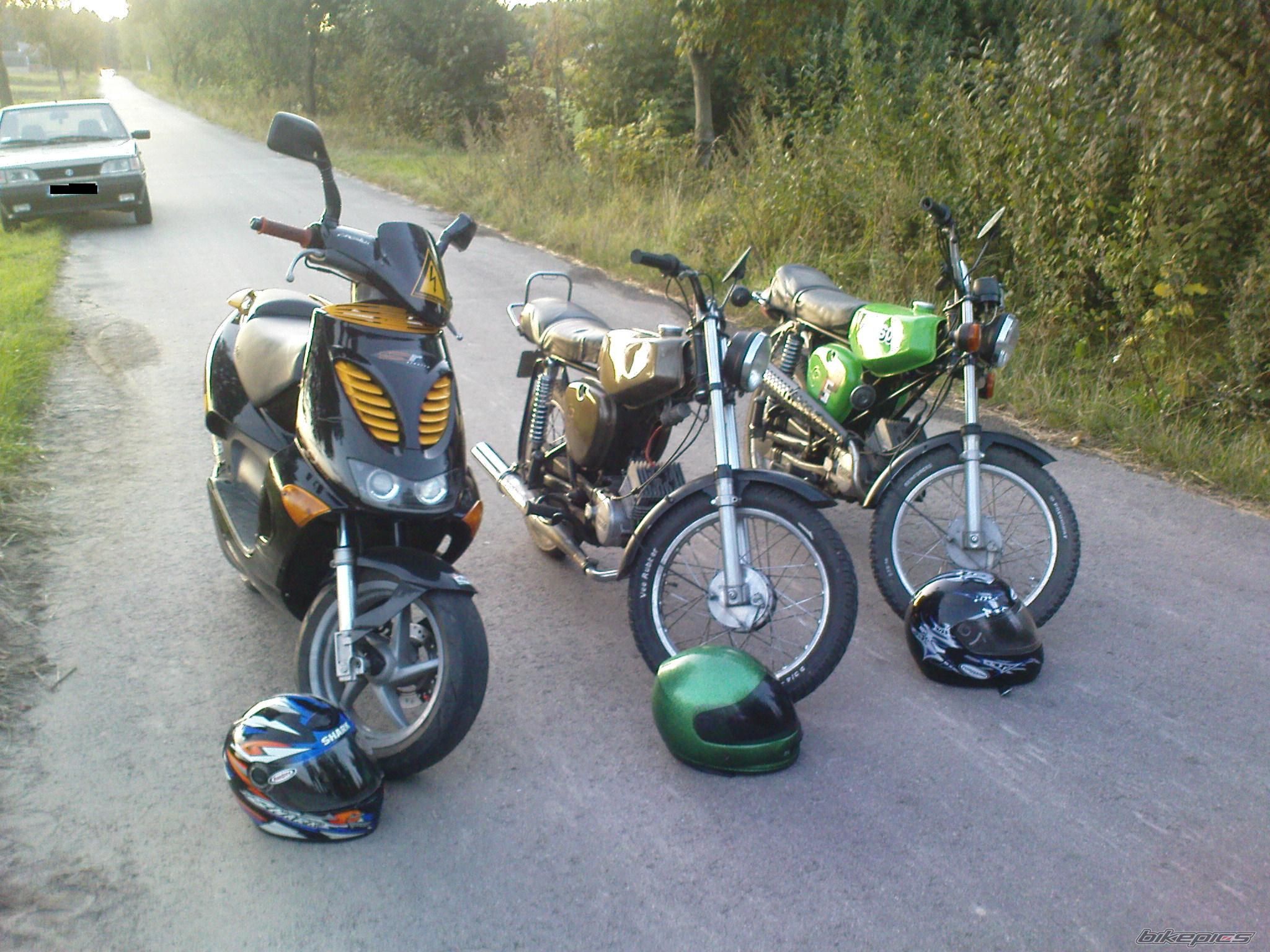 Photo 1842098