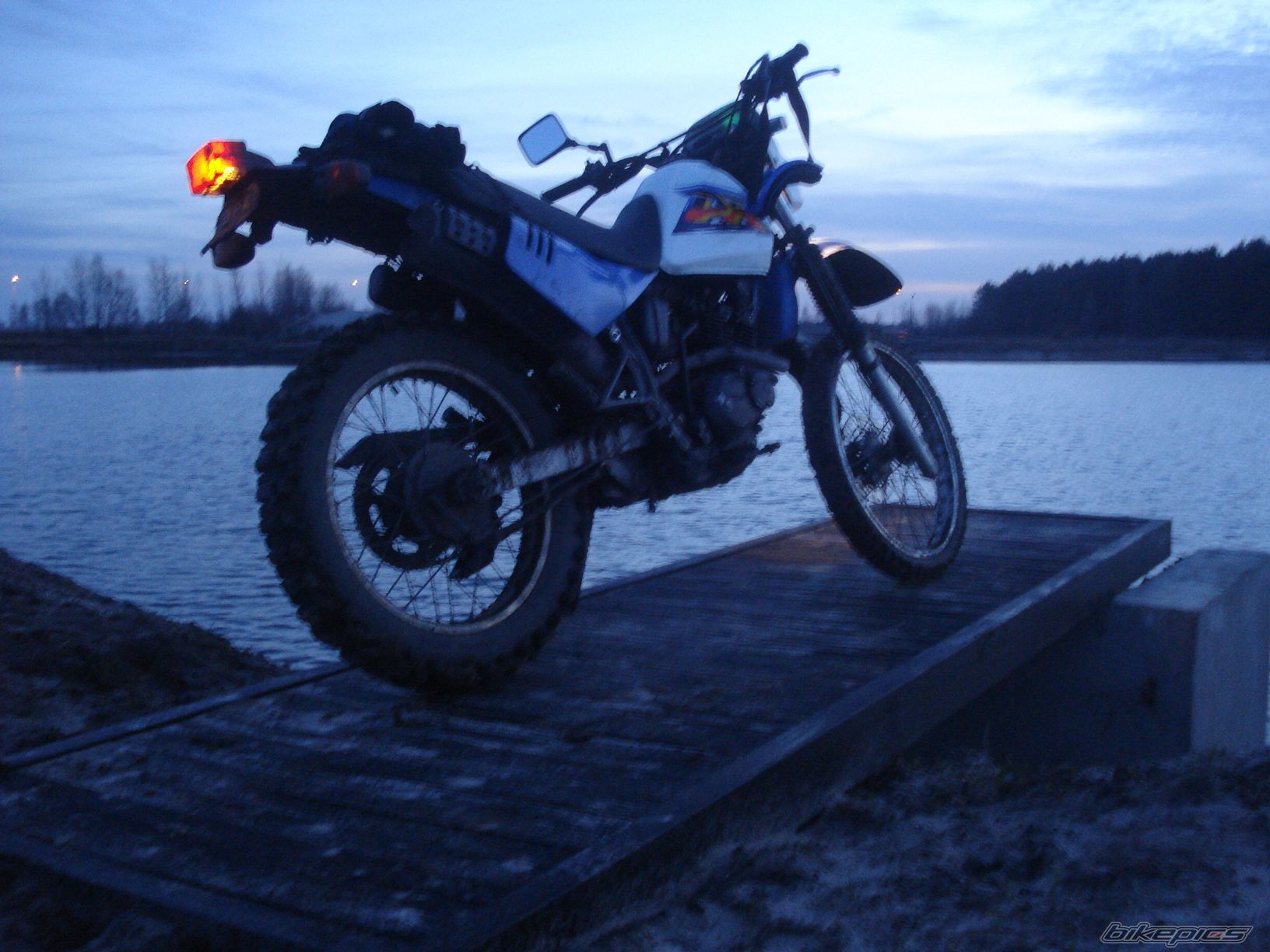 Photo 1842101