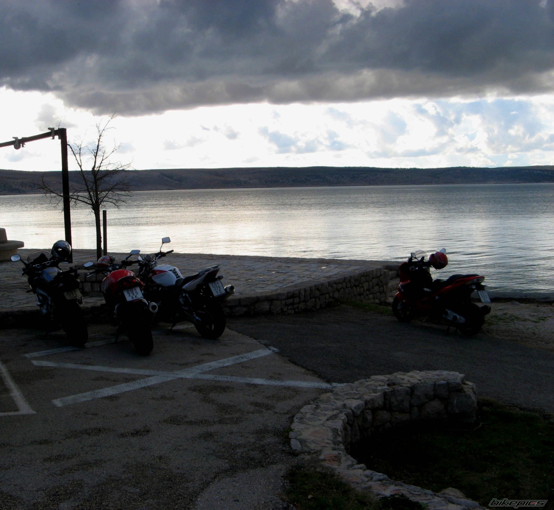 Photo 1842186