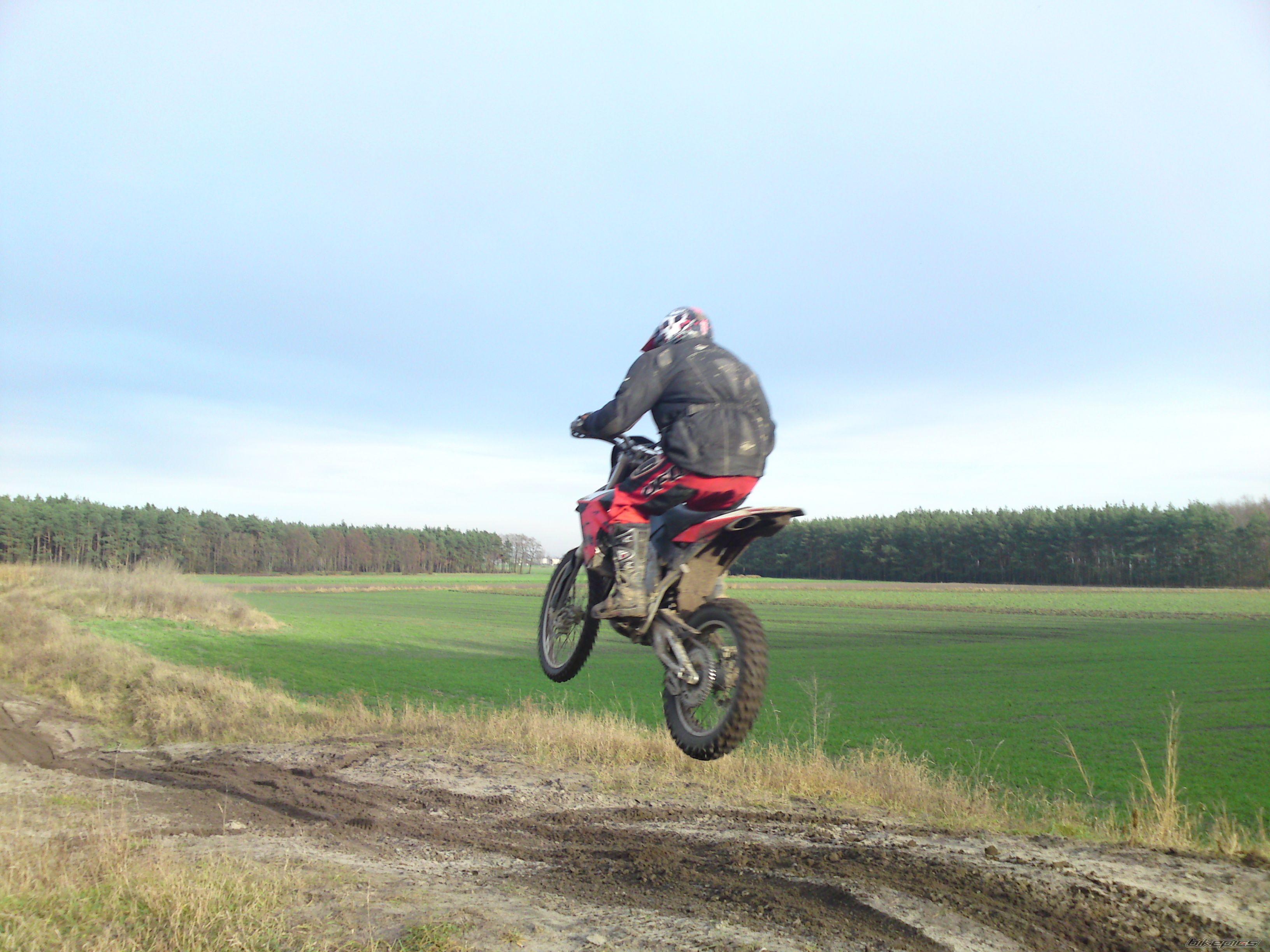 Photo 1842257