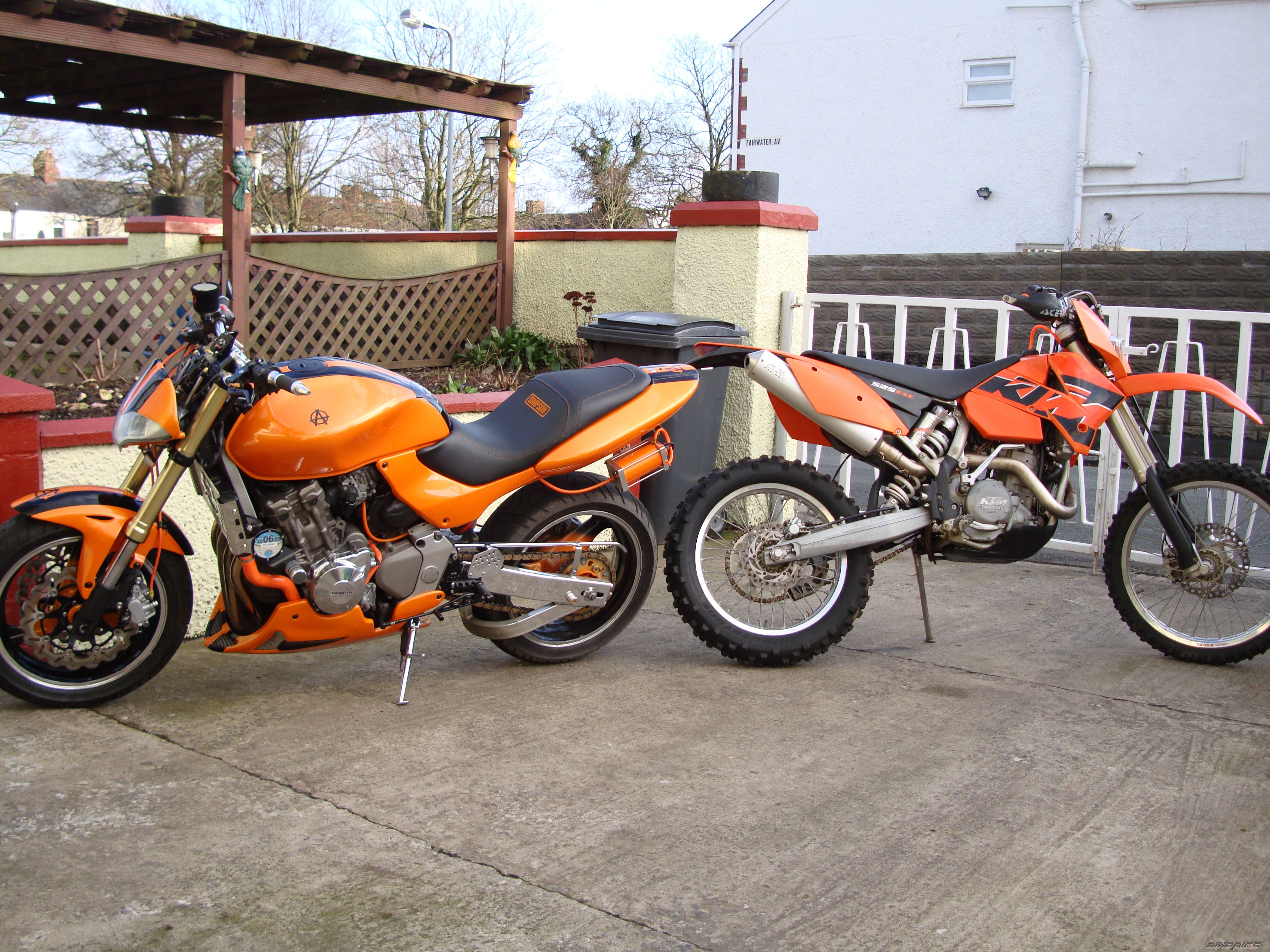 Photo 1842265