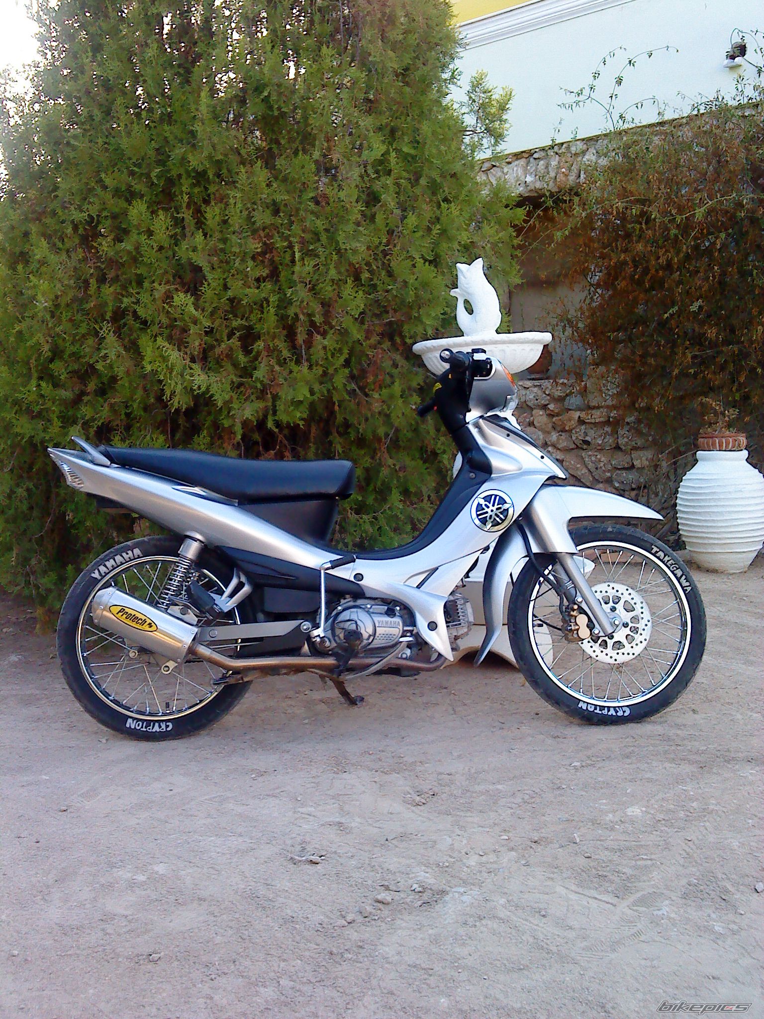 Photo 1842400