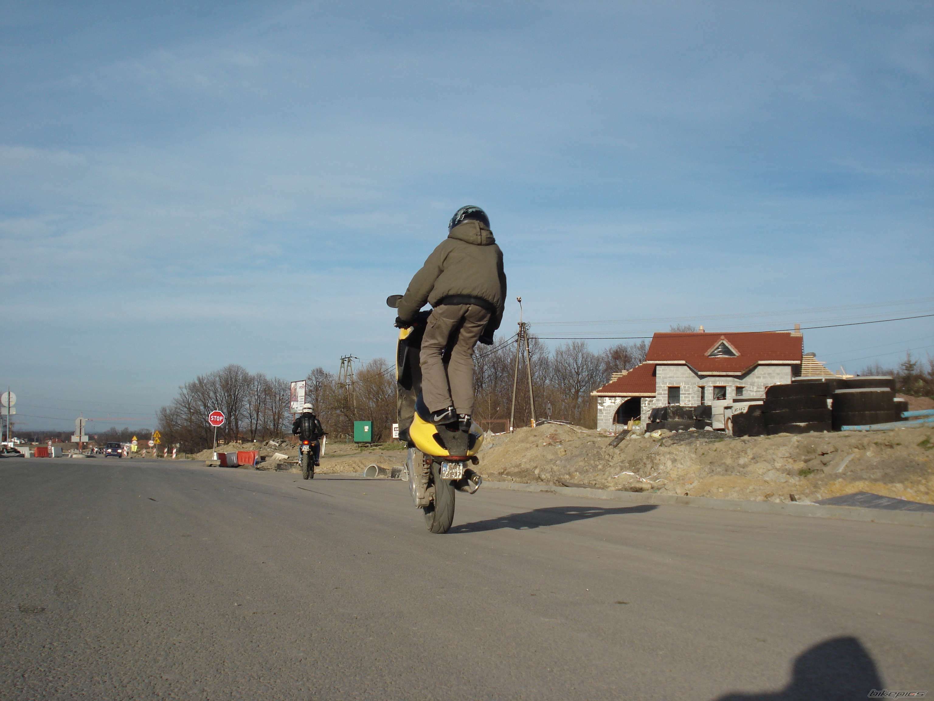 Photo 1842410
