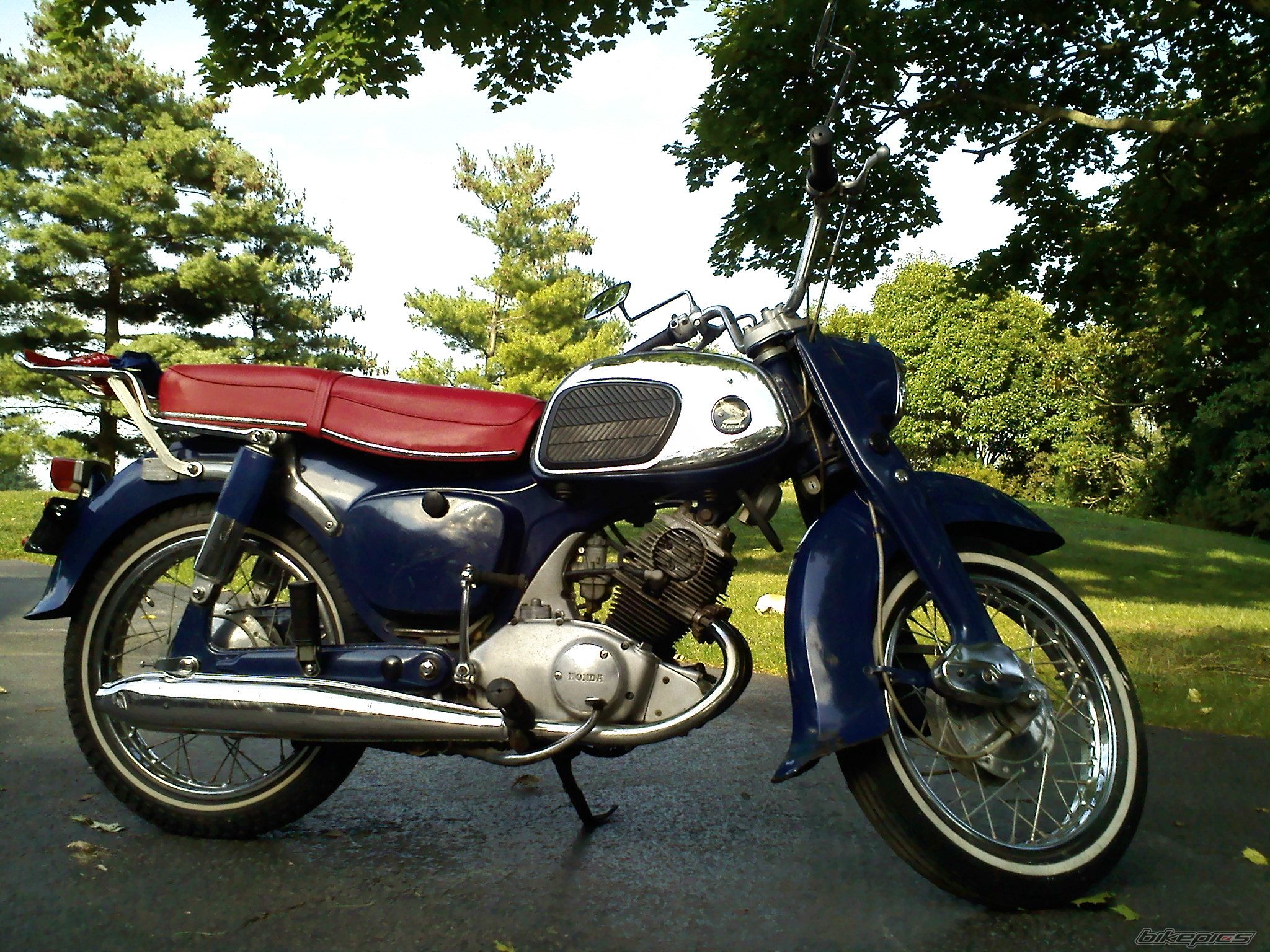 Photo 1842467
