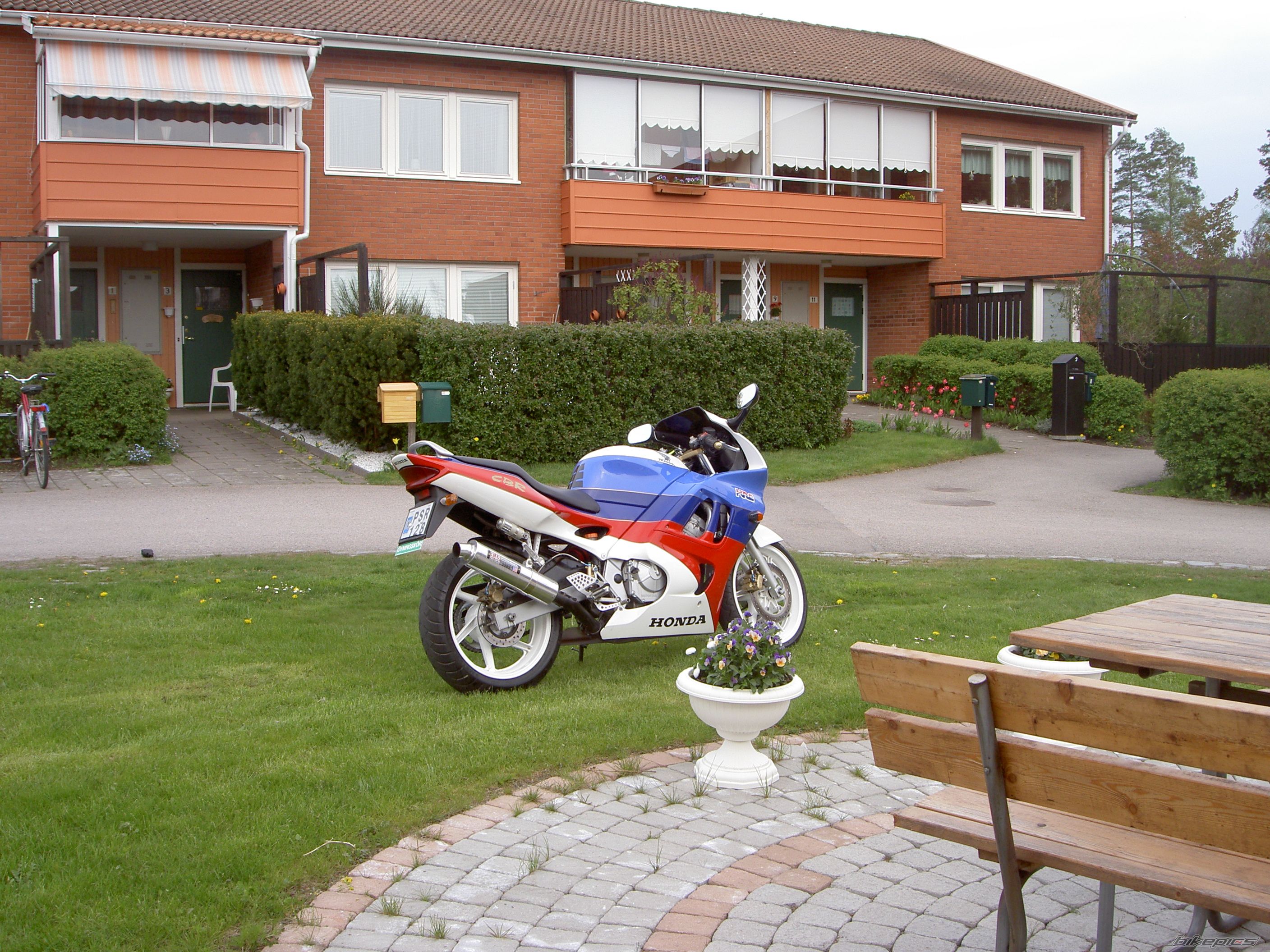 Photo 1842619