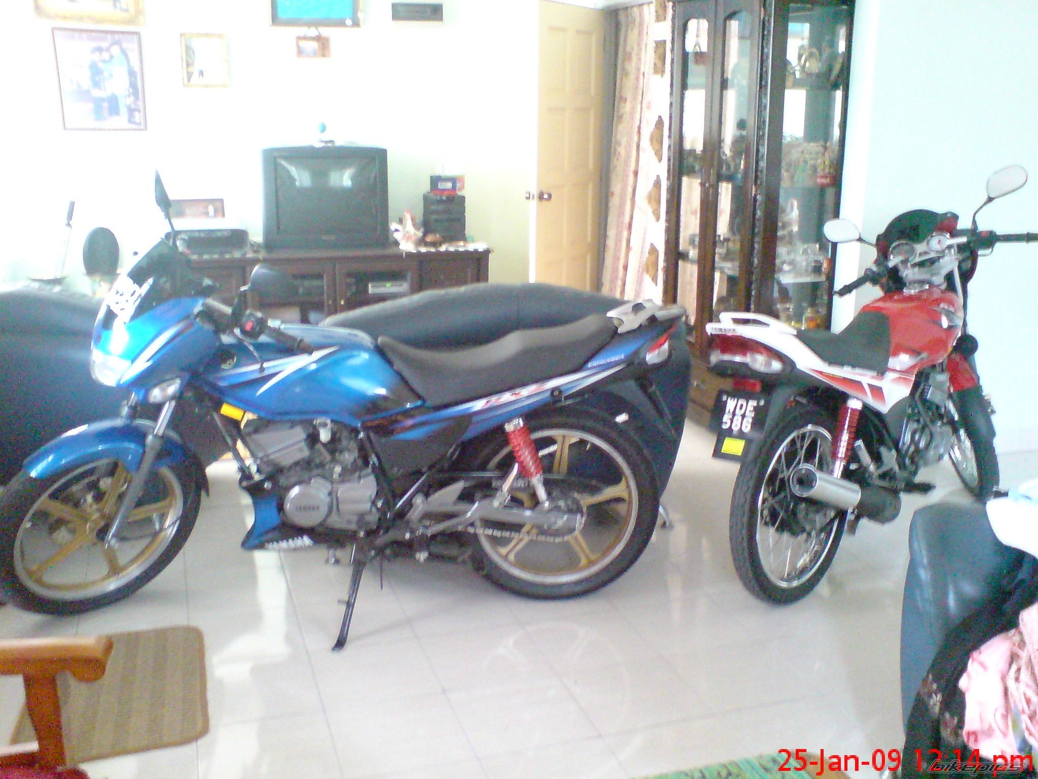 Photo 1842679