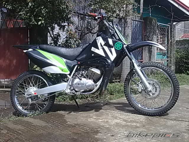 Photo 1842708