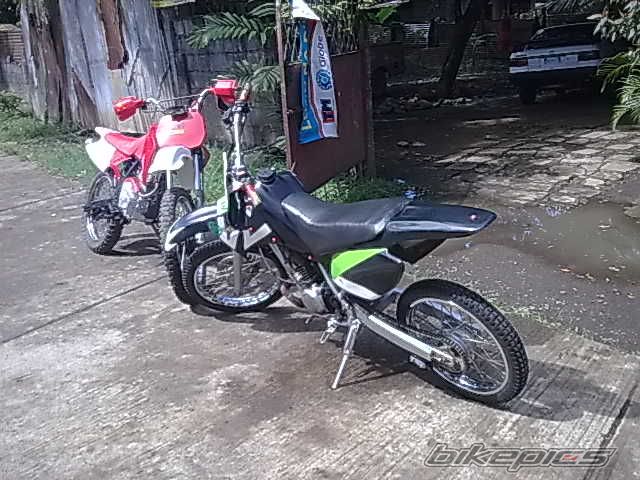 Photo 1842710