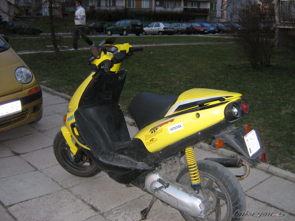 Photo 1843020