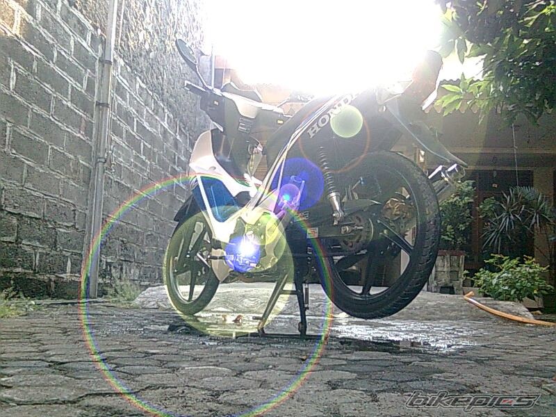 Photo 1843024