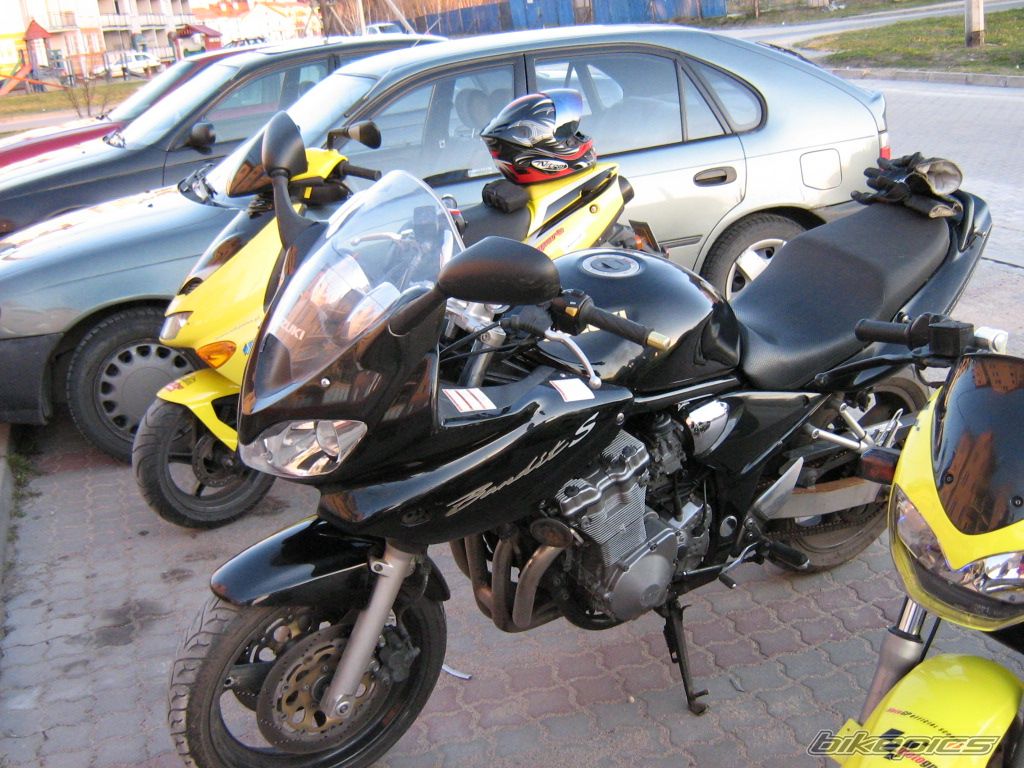 Photo 1843033