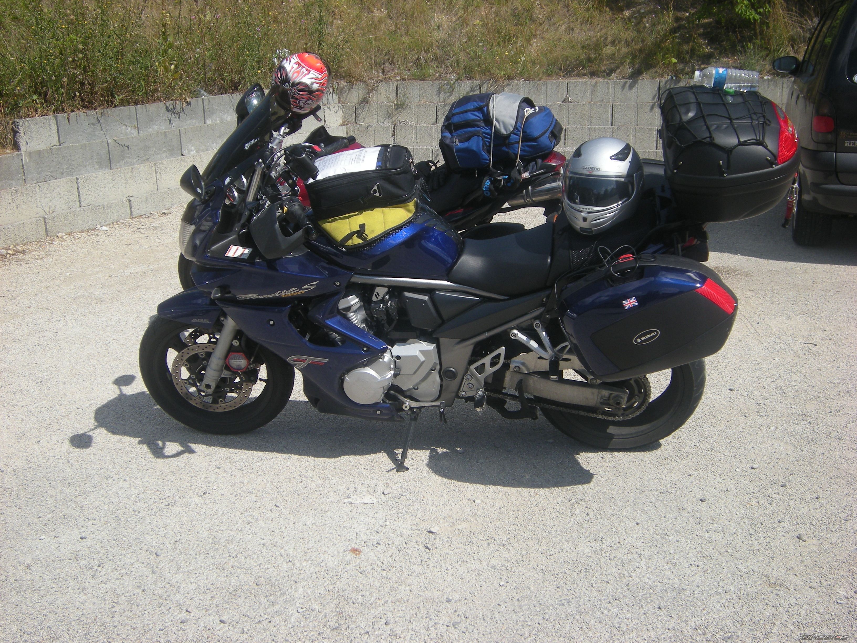 Photo 1843178