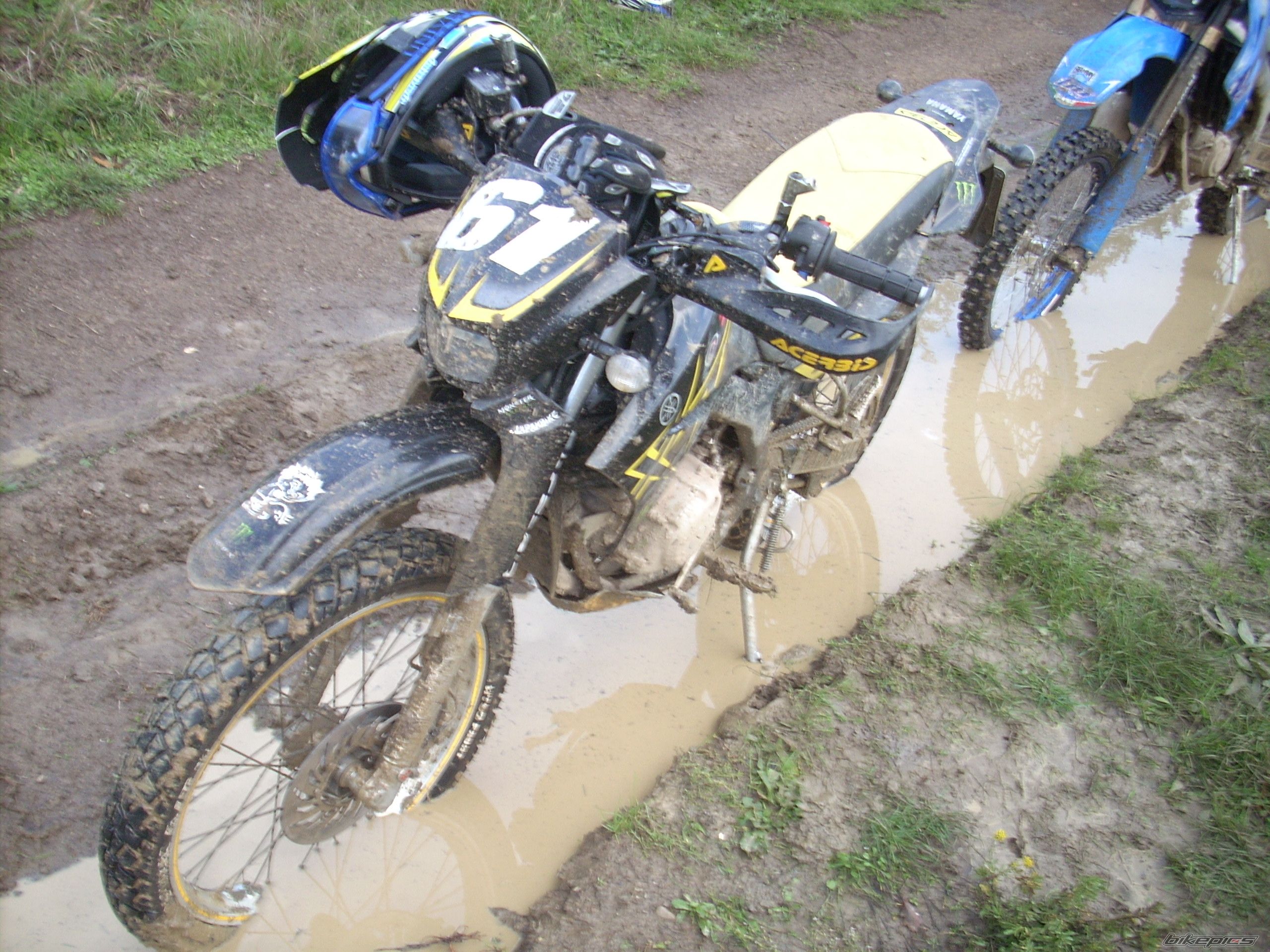Photo 1843236
