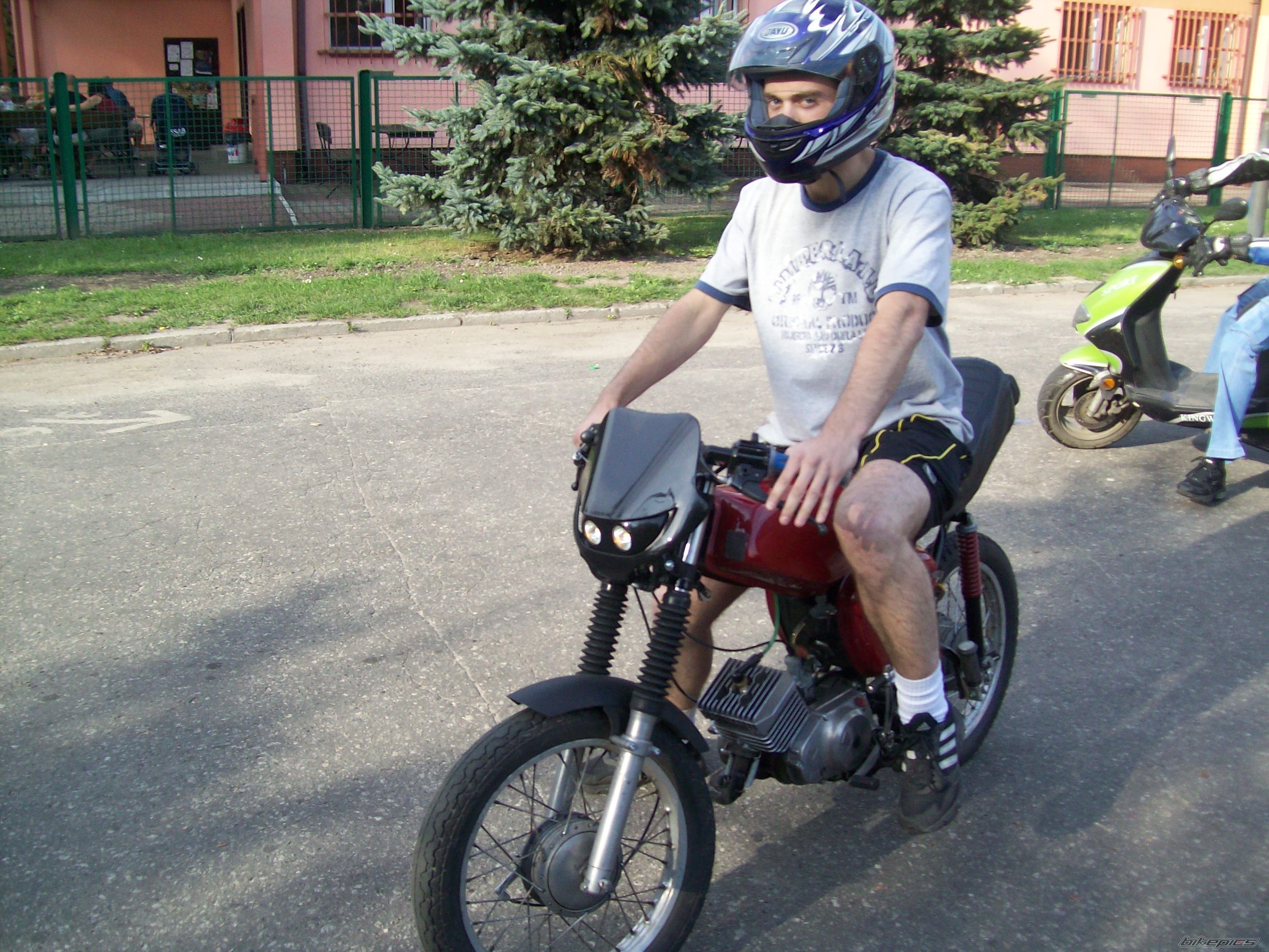 Photo 1843961