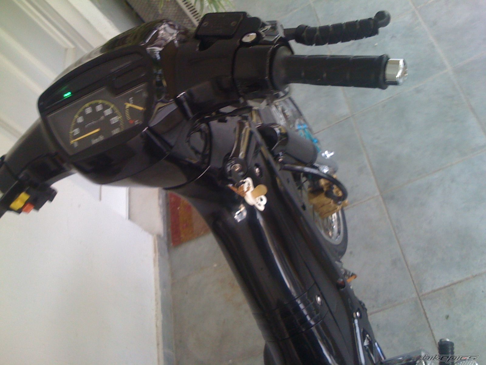Photo 1844100