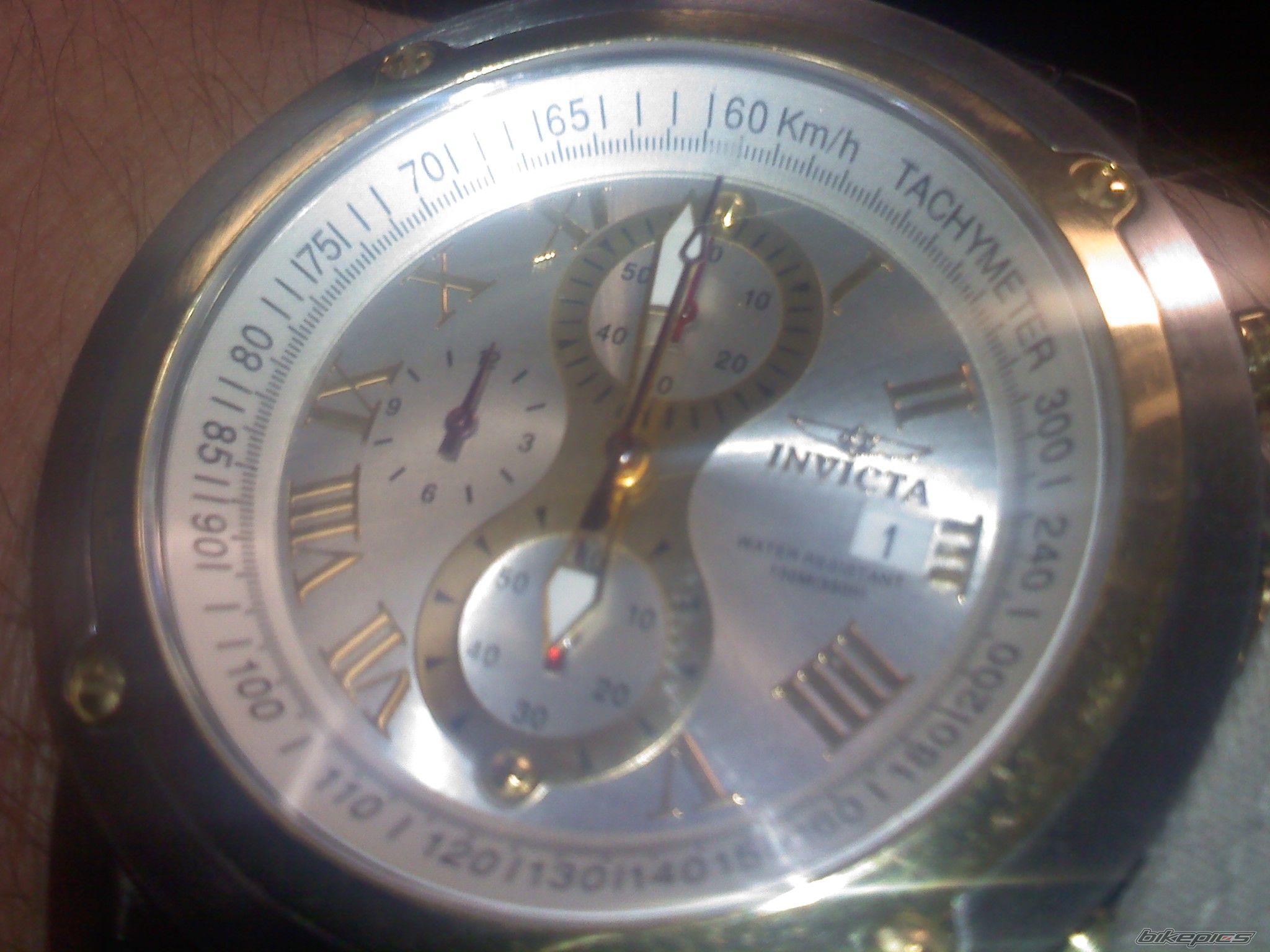 Photo 1844143