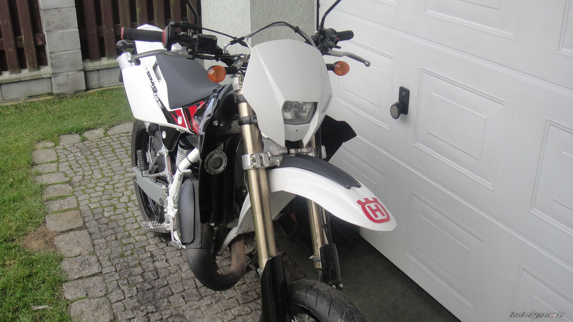Photo 1844345