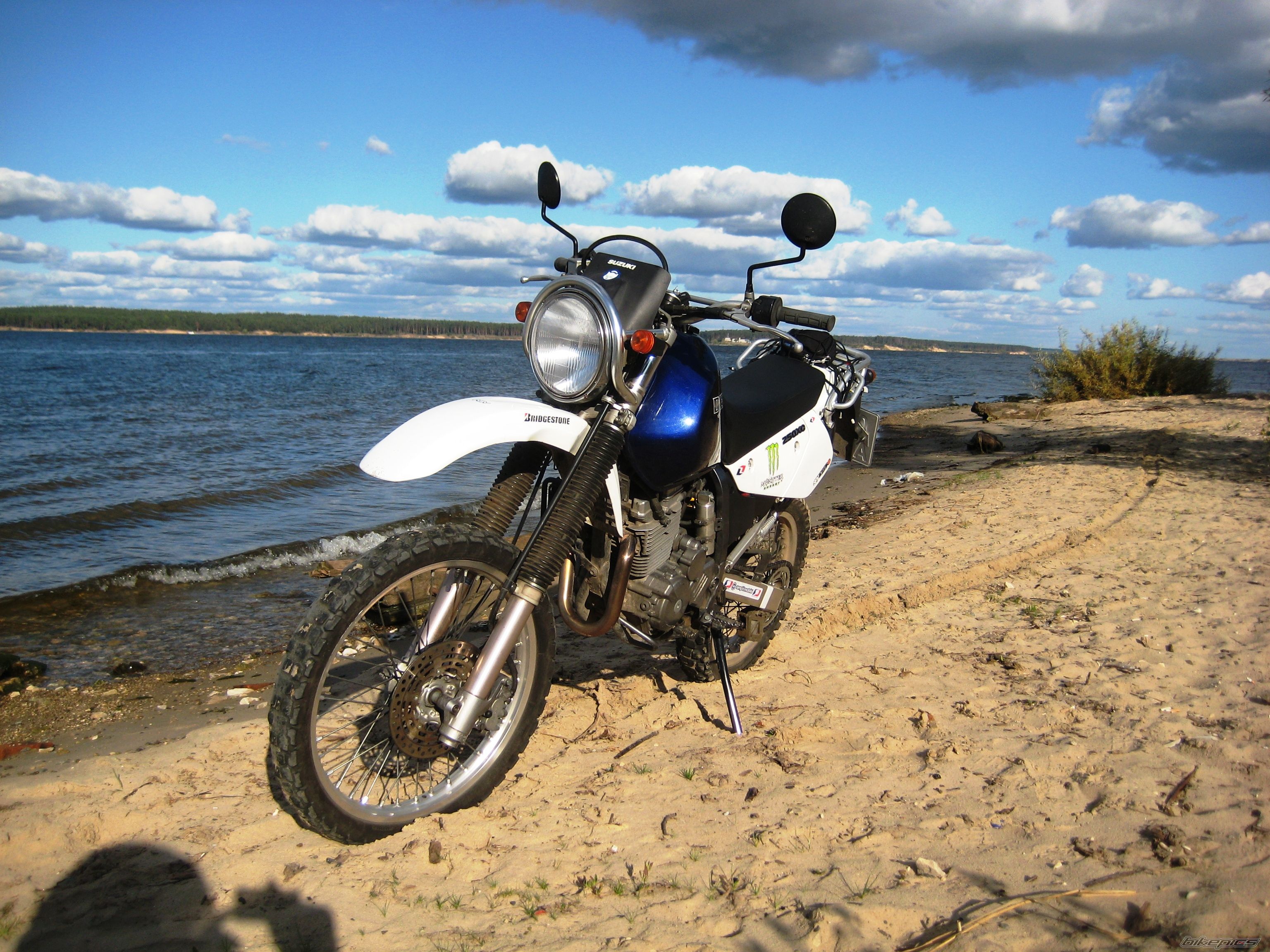 Photo 1844720