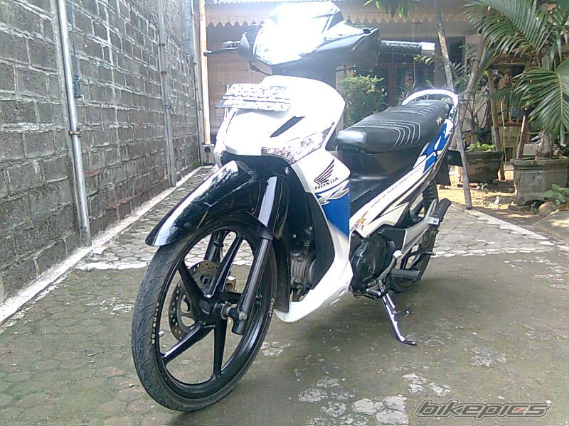 Photo 1845041