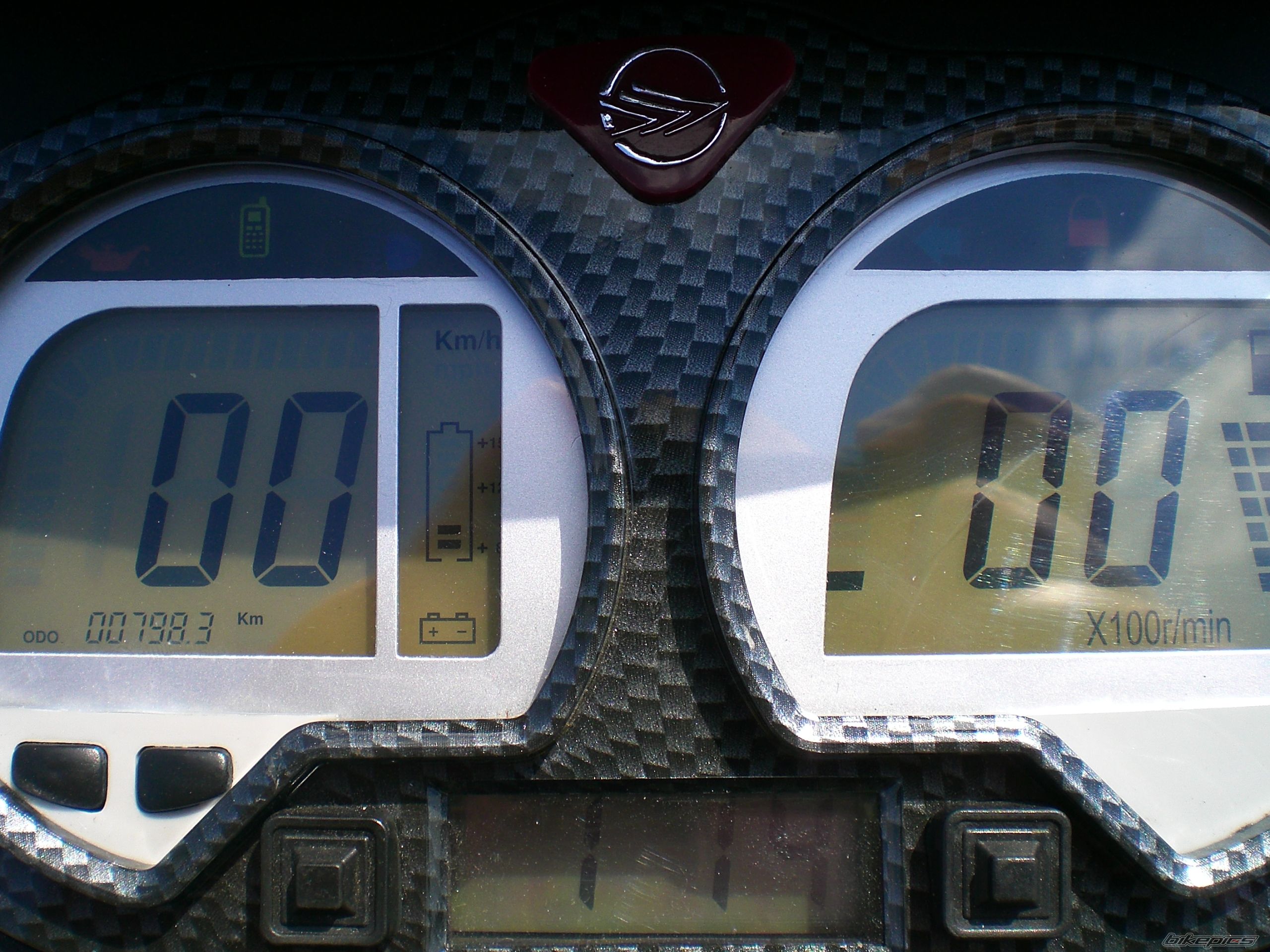 Photo 1845425
