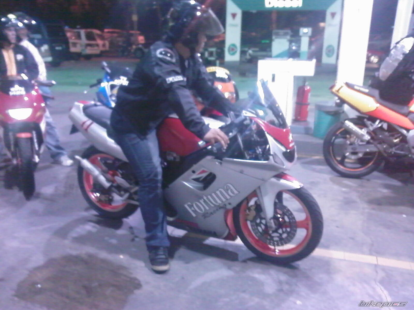Photo 1845620