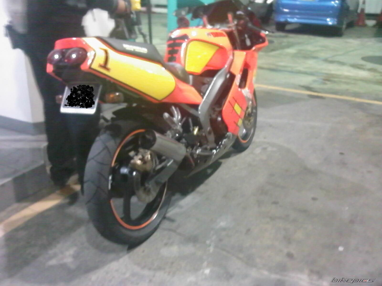 Photo 1845622