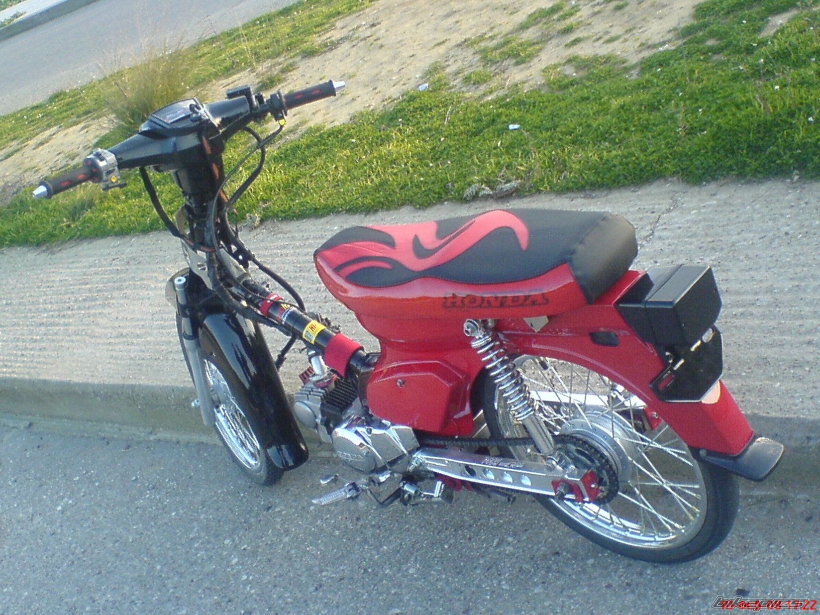 Photo 1846198
