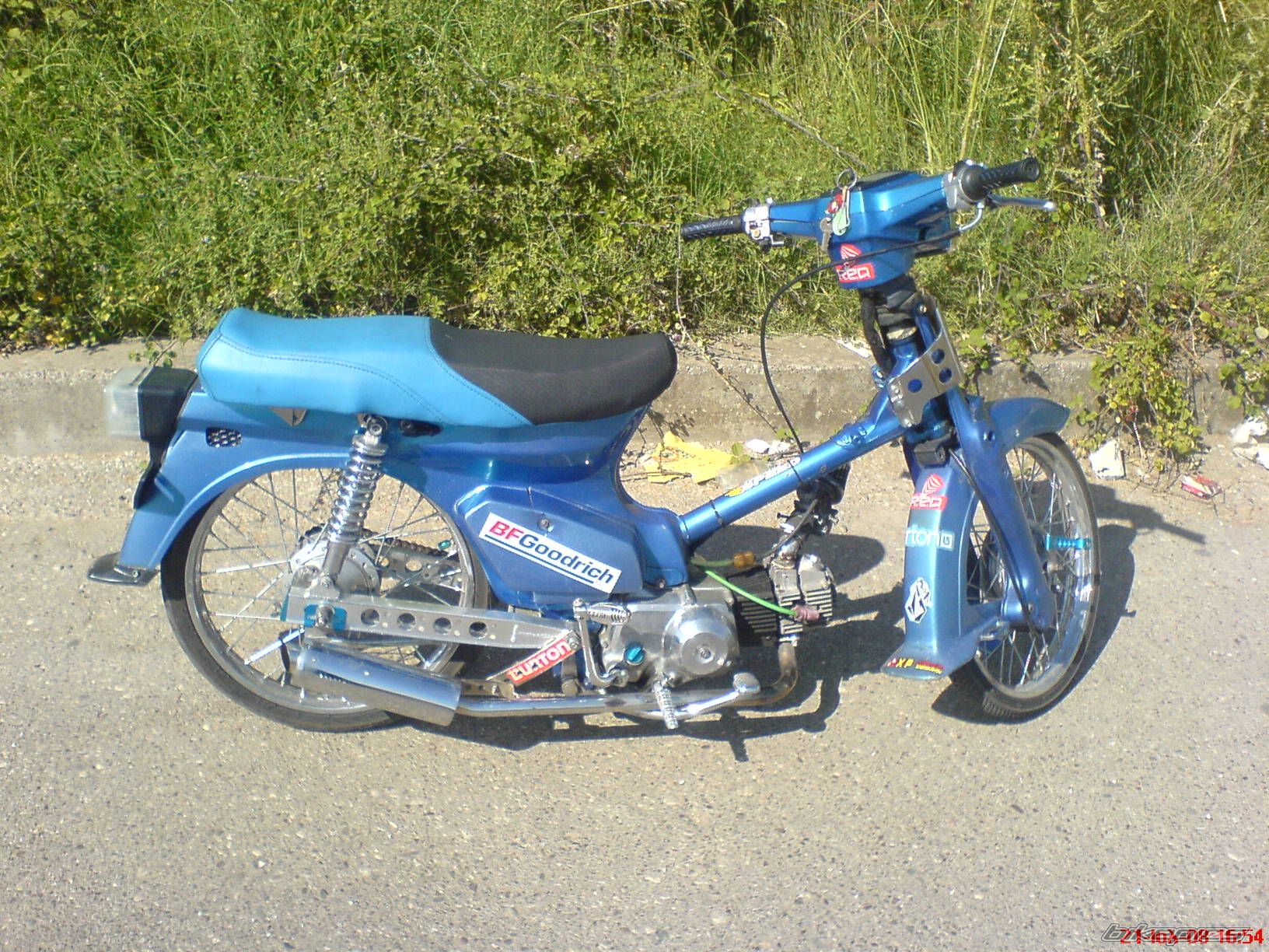 Photo 1846202